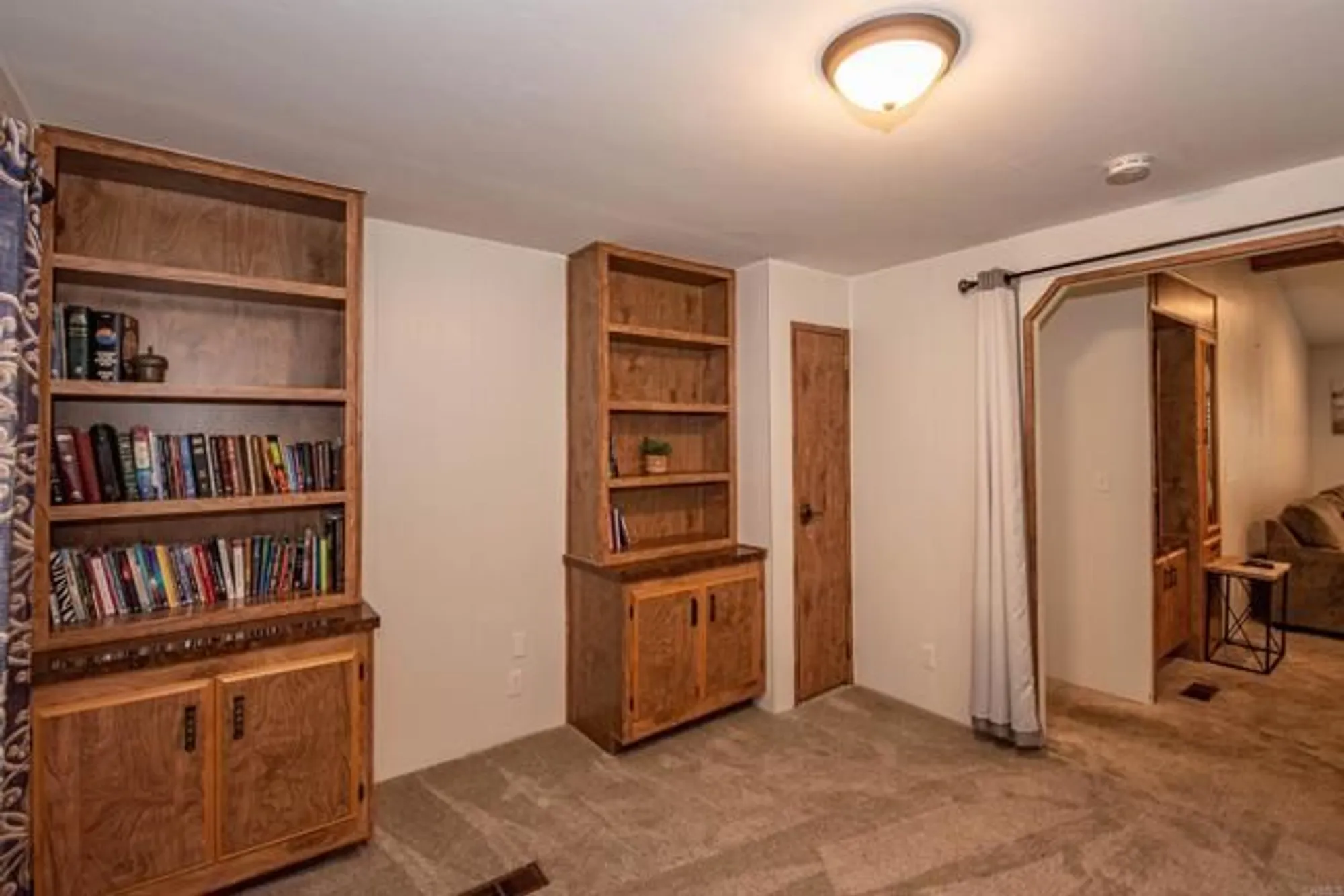 Property Slideshow image 25 of 67 | 38210 via taffia, Murrieta, CA, 92563