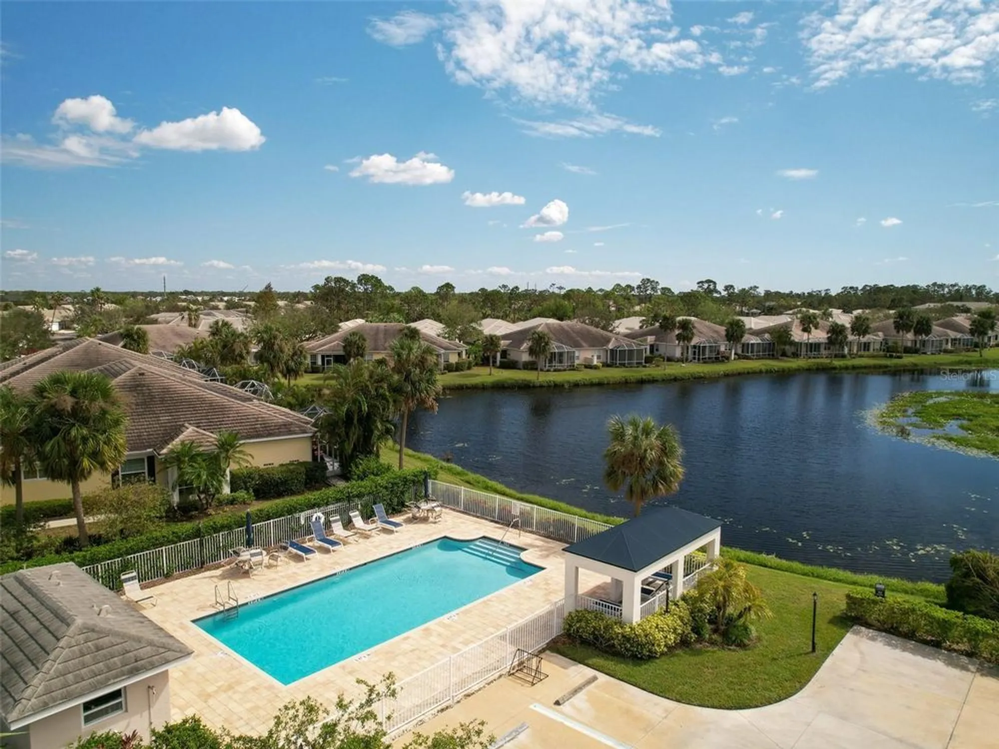 Property Slideshow image 44 of 57 | 1833 lancashire dr, Venice, FL, 34293