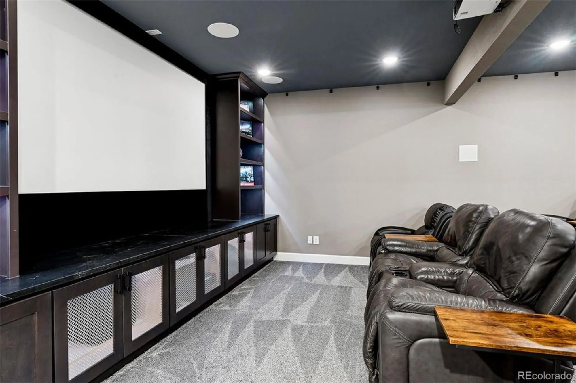 Property Slideshow image 21 of 50 | 532 woodroot cir, Castle Rock, CO, 80104