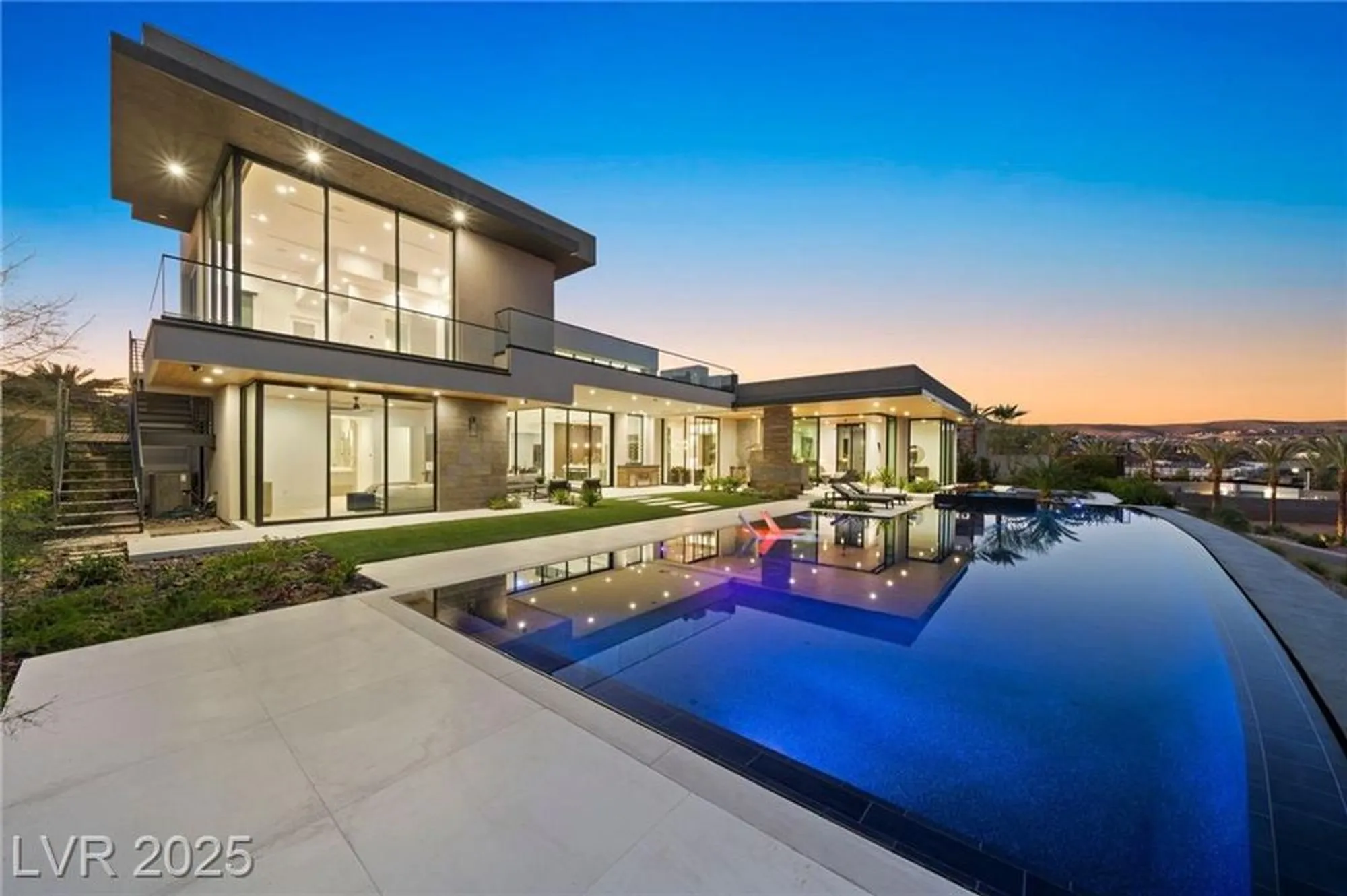 Property Slideshow image 3 of 99 | 12 rainbow point pl, Henderson, NV, 89011