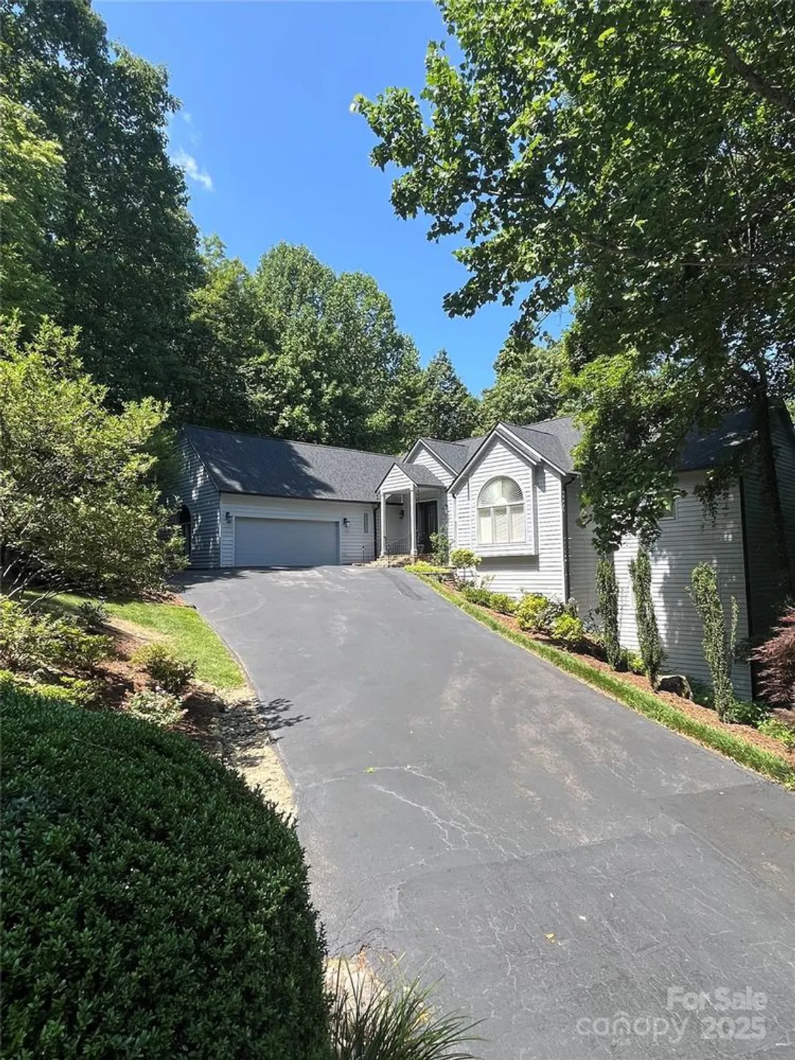 Property Slideshow image 1 of 48 | 135 poplar loop dr, Flat Rock, NC, 28731