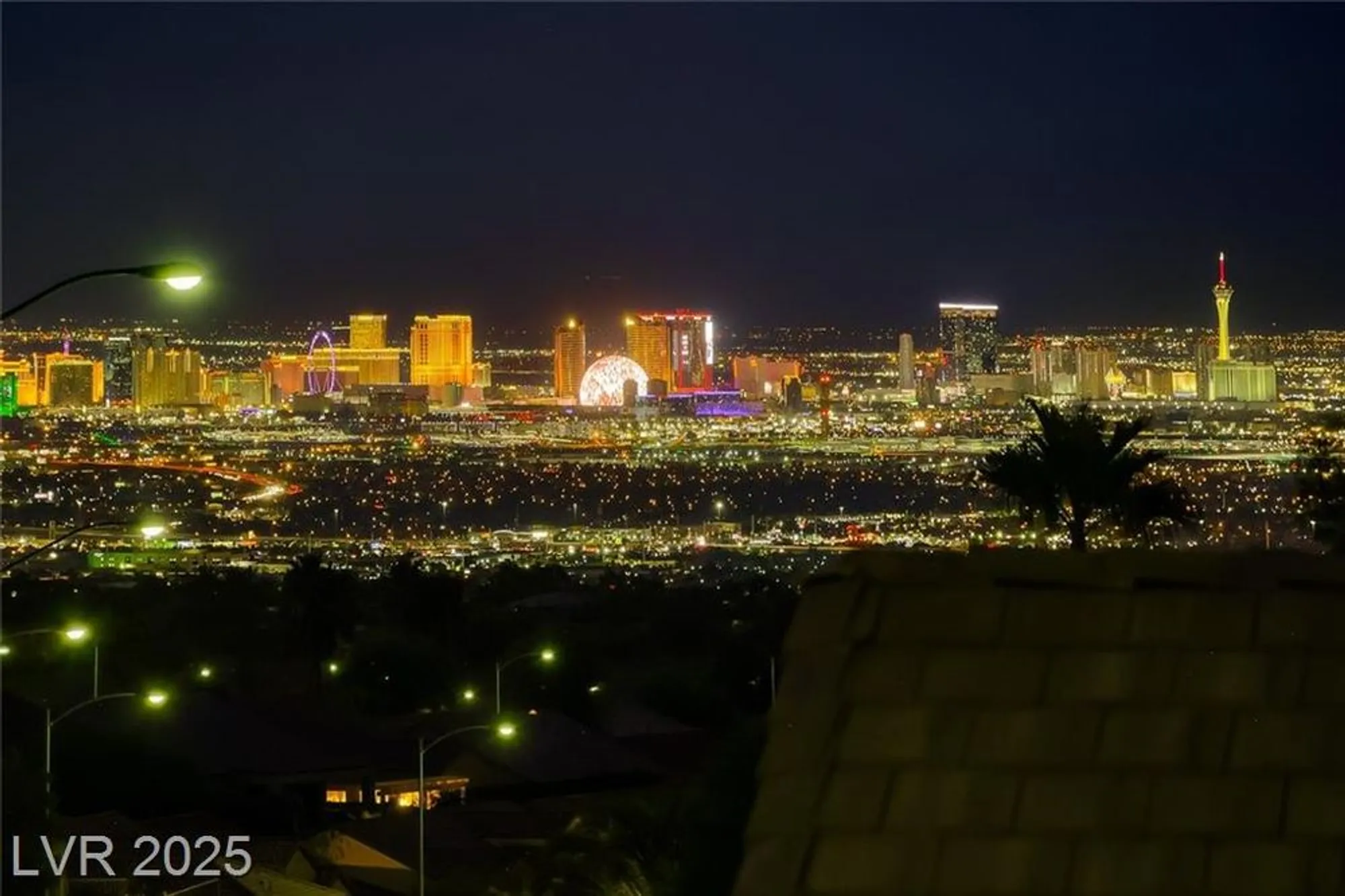 Property Slideshow image 1 of 67 | 2142 sandstone cliffs dr, Henderson, NV, 89044