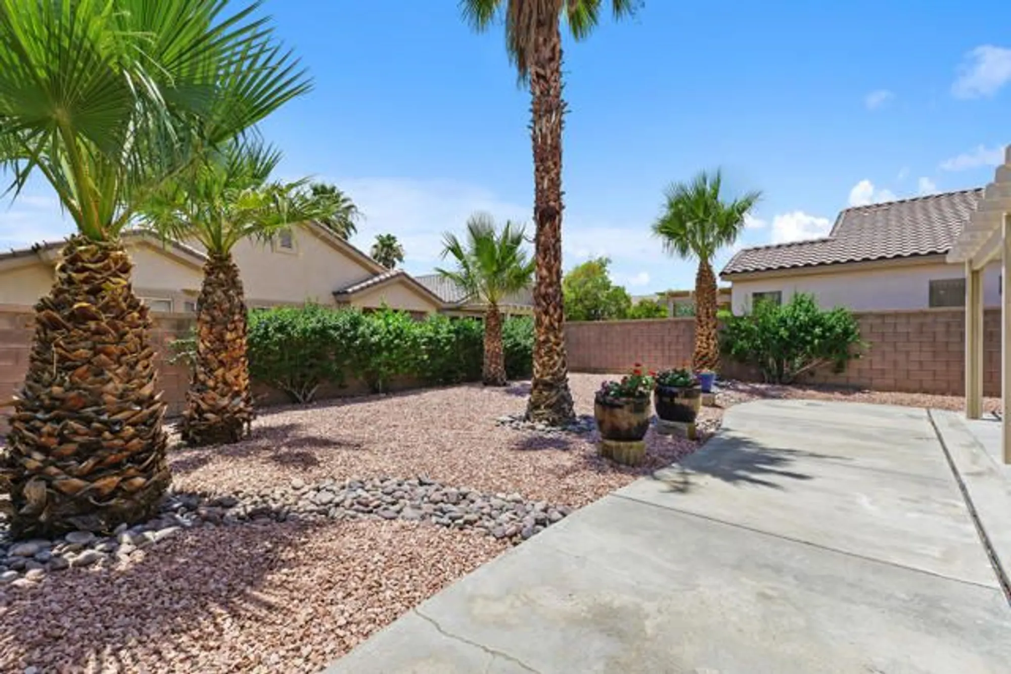 Property Slideshow image 23 of 35 | 78837 tangerine ct, Palm Desert, CA, 92211