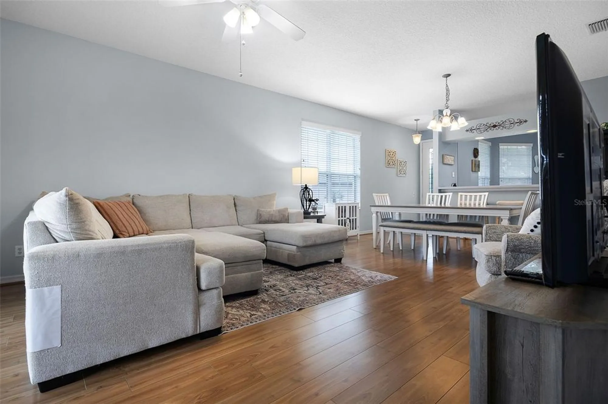 Property Slideshow image 4 of 69 | 27111 nostalgia dr, Leesburg, FL, 34748