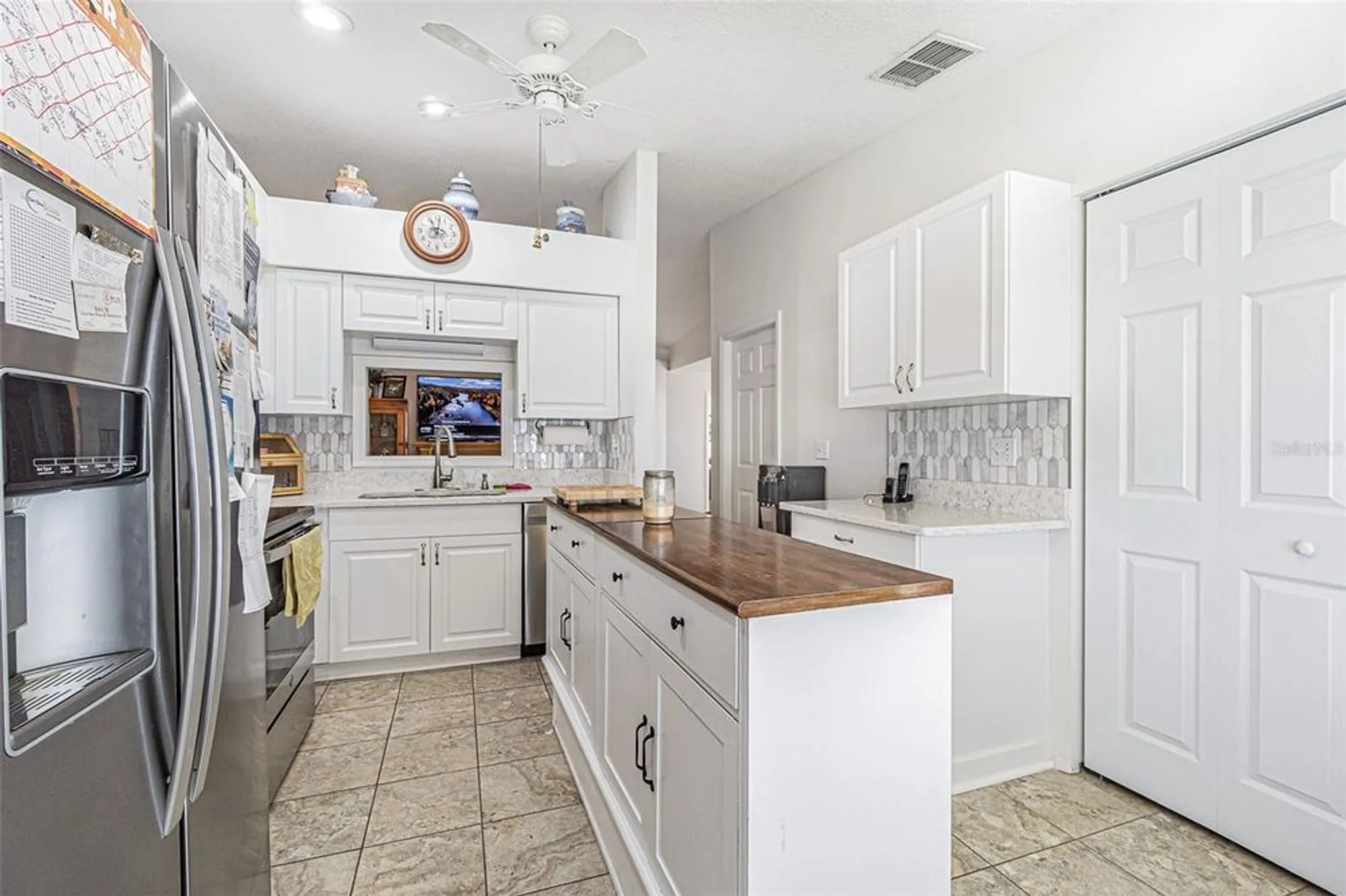 Property Slideshow image 10 of 37 | 29350 zeller ave, San Antonio, FL, 33576