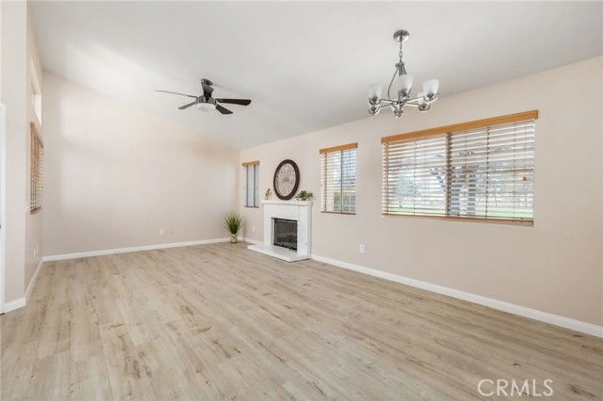 Property Slideshow image 7 of 47 | 573 la costa dr, Banning, CA, 92220