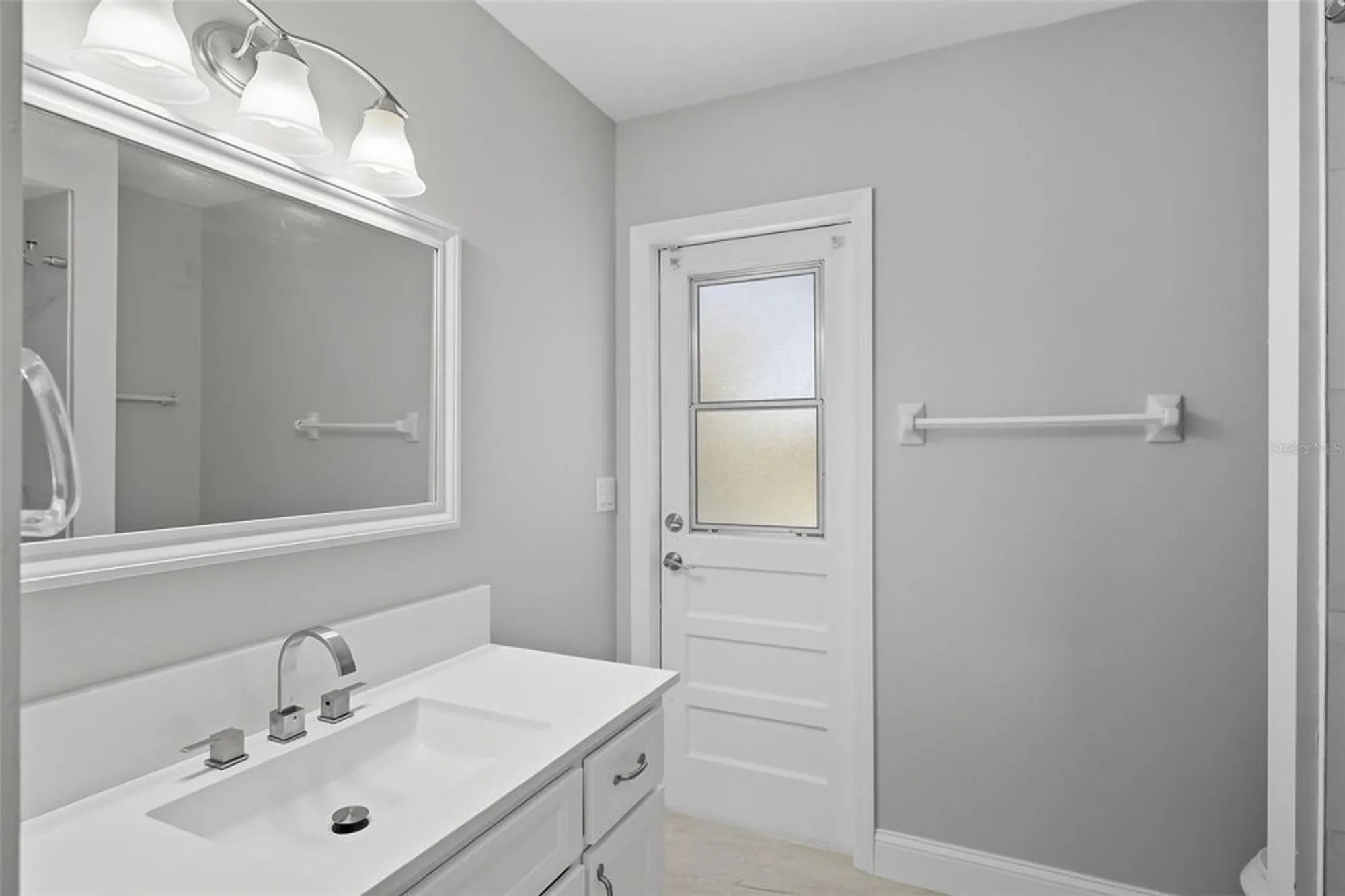 Property Slideshow image 26 of 61 | 6994 country lakes cir, Sarasota, FL, 34243