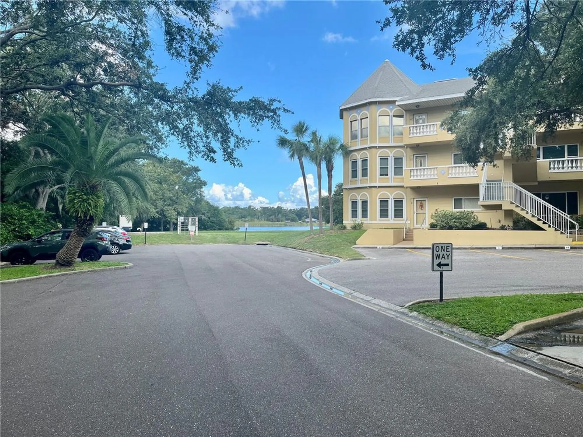 Property Slideshow image 1 of 52 | 2220 spanish dr 14, Clearwater, FL, 33763