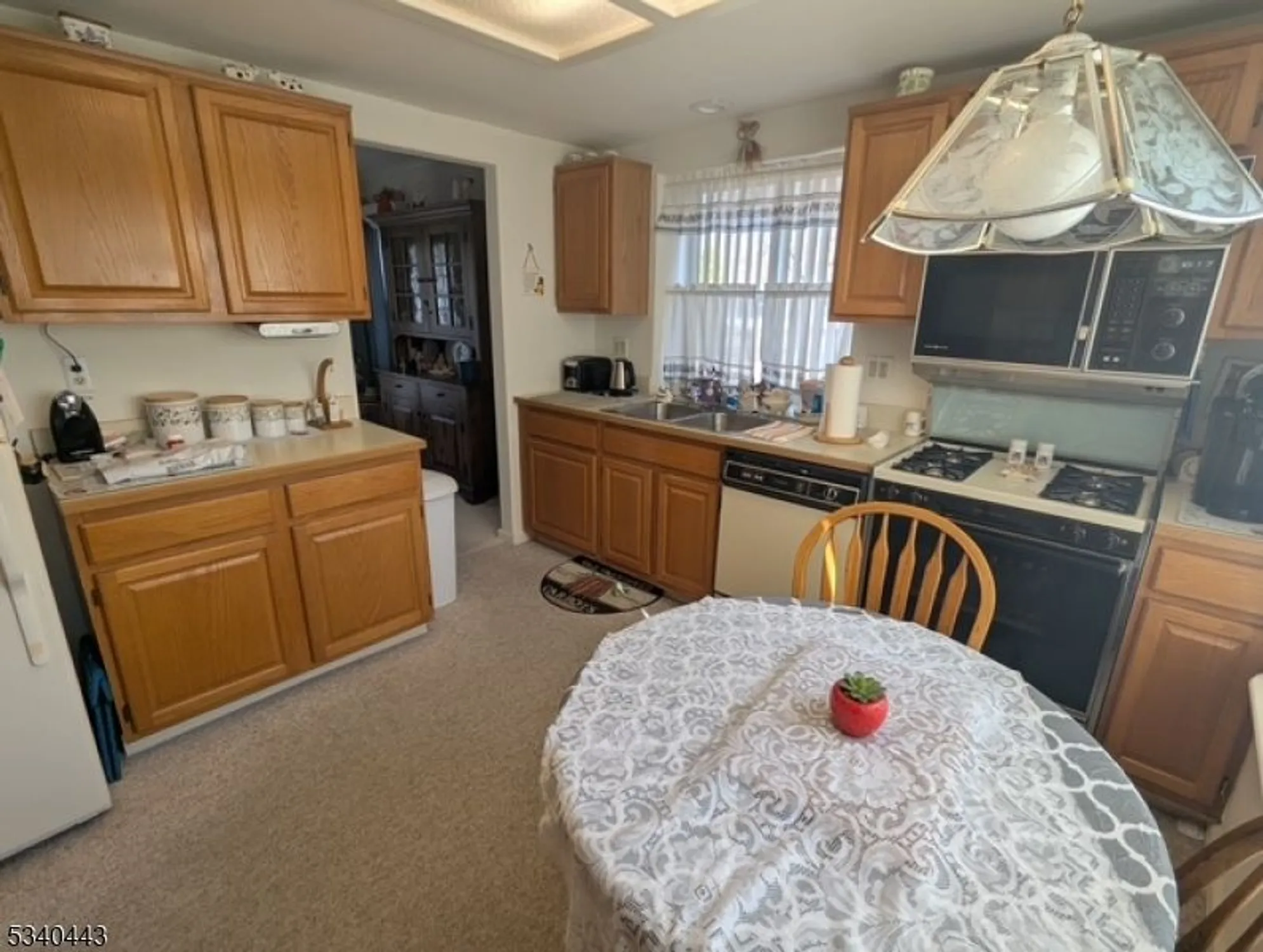 Property Slideshow image 11 of 20 | 1109 buckingham dr, Manchester Twp., NJ, 08759