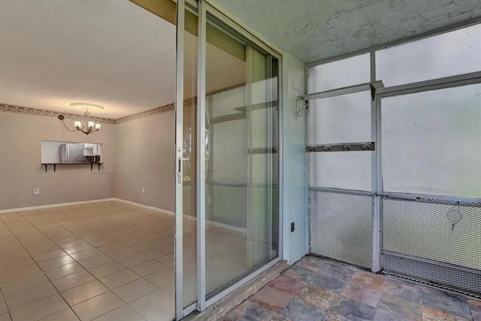 Property Slideshow image 21 of 31 | 9201 lime bay blvd apt 114, Tamarac, FL, 33321