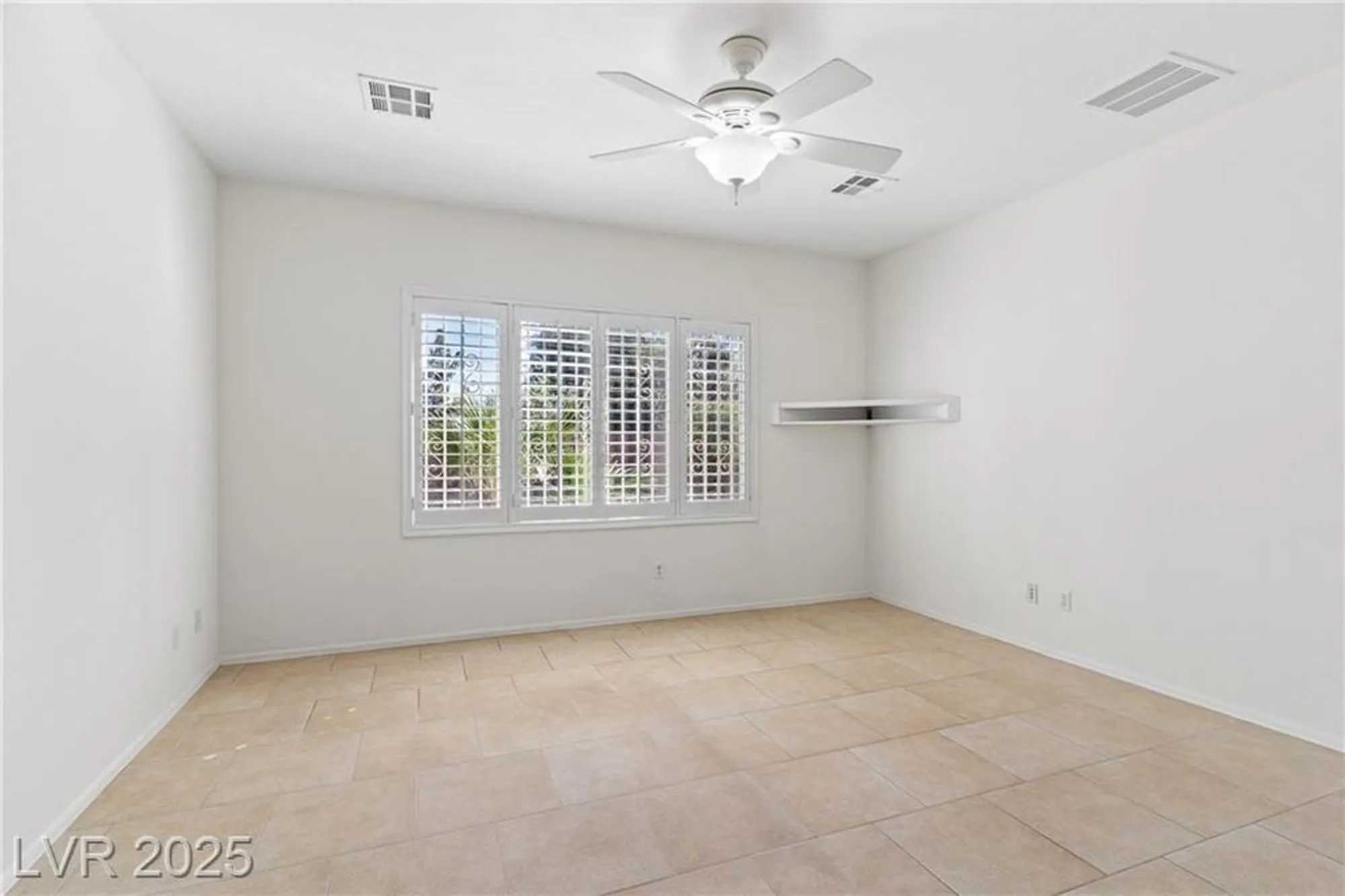 Property Slideshow image 21 of 56 | 3520 tack st, Las Vegas, NV, 89122