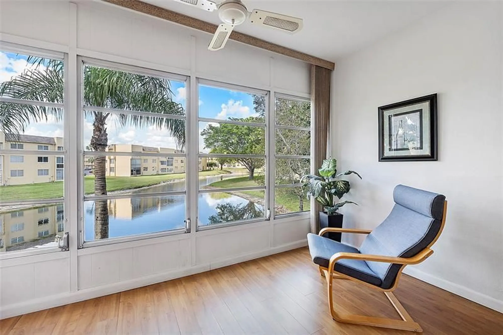 Property Slideshow image 13 of 19 | 6051 nw 61st ave 202, Tamarac, FL, 33319