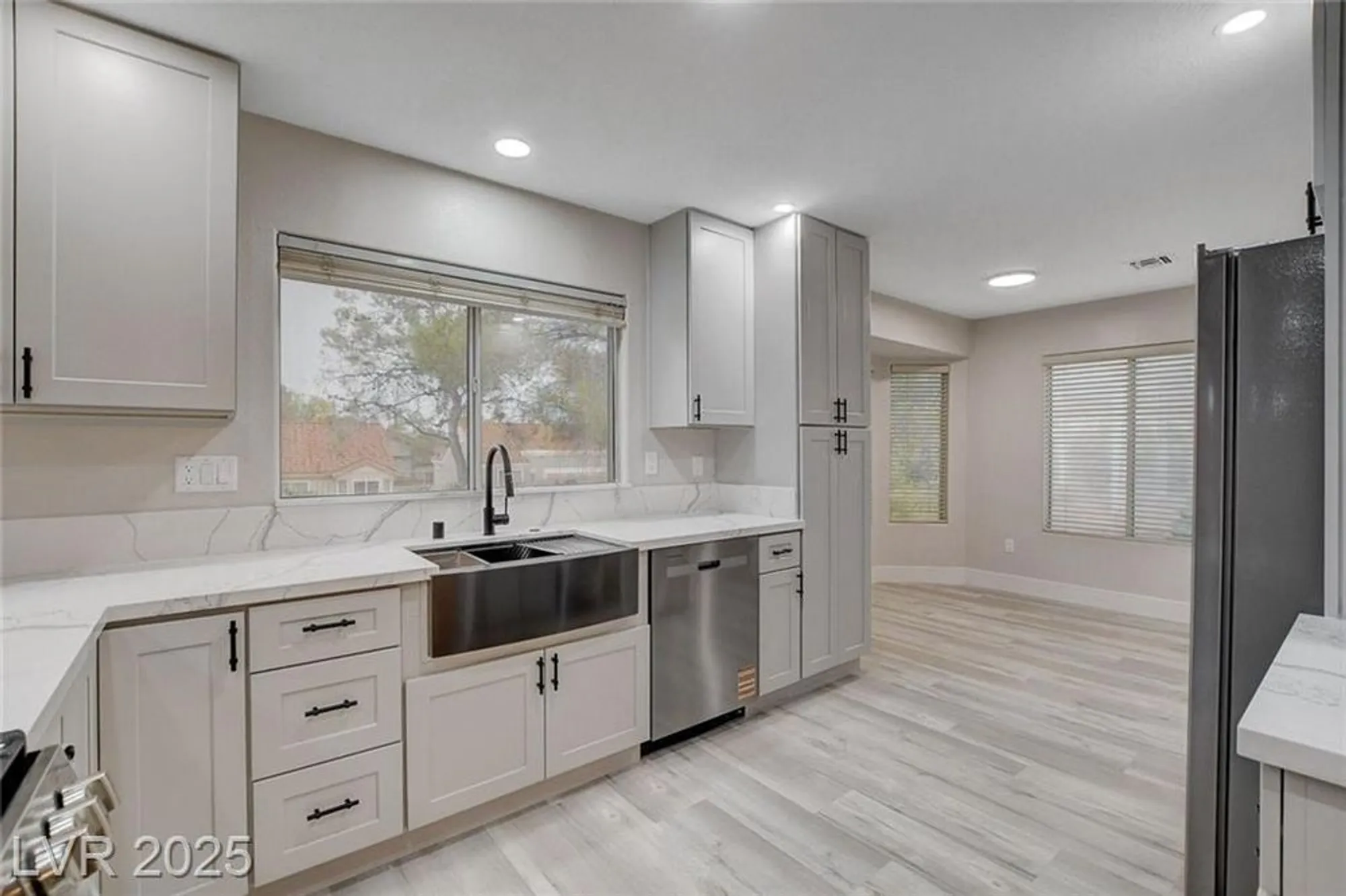 Property Slideshow image 12 of 39 | 3104 hayden ct, Las Vegas, NV, 89134