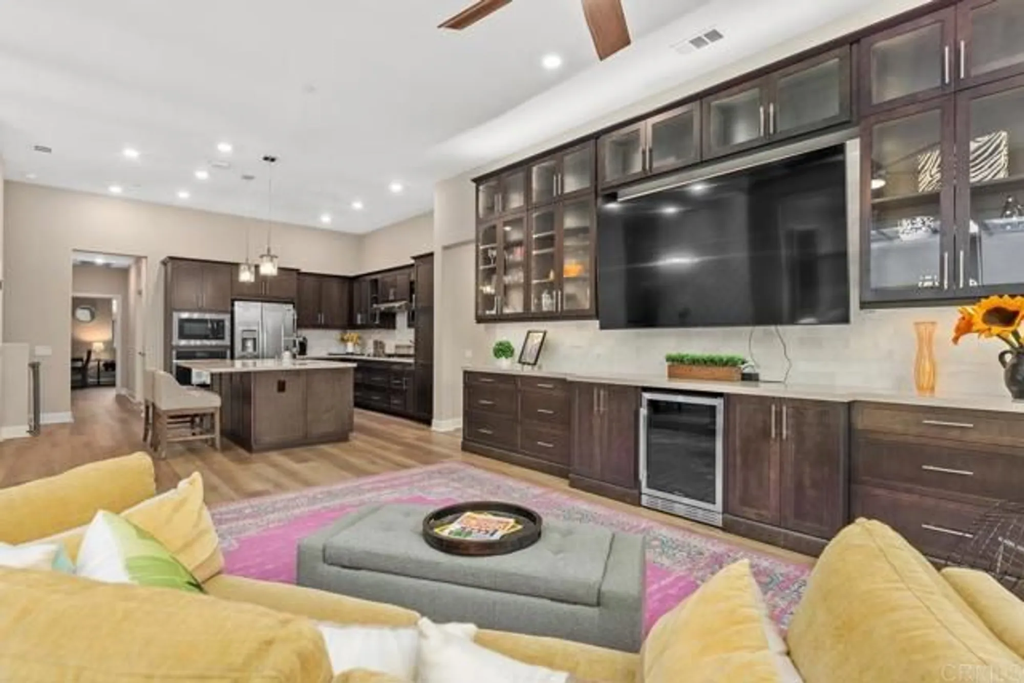 Property Slideshow image 9 of 36 | 16750 coyote bush dr 107, San Diego, CA, 92127