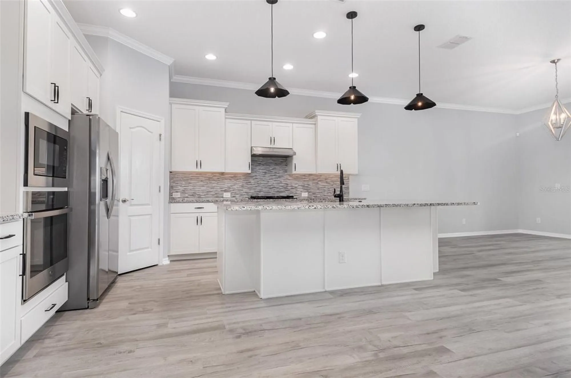 Property Slideshow image 10 of 35 | 2017 flora pass pl, Kissimmee, FL, 34747