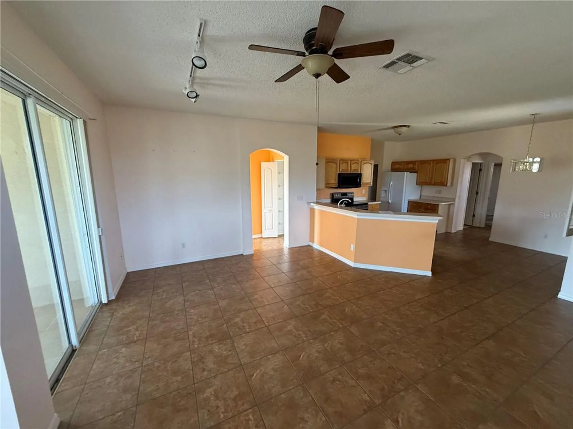 Property Slideshow image 6 of 23 | 2110 acadia greens dr # 61, Sun City Center, FL, 33573
