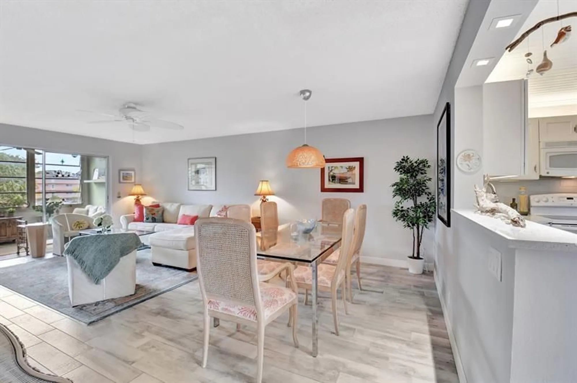 Property Slideshow image 8 of 67 | 2615 ne 3rd ct apt 301, Boynton Beach, FL, 33435