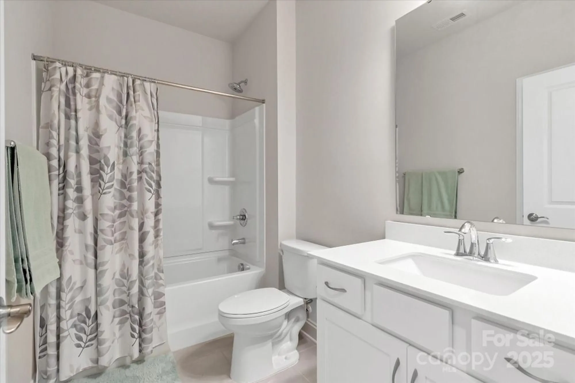 Property Slideshow image 10 of 43 | 2026 bonds ln, Fort Mill, SC, 29715