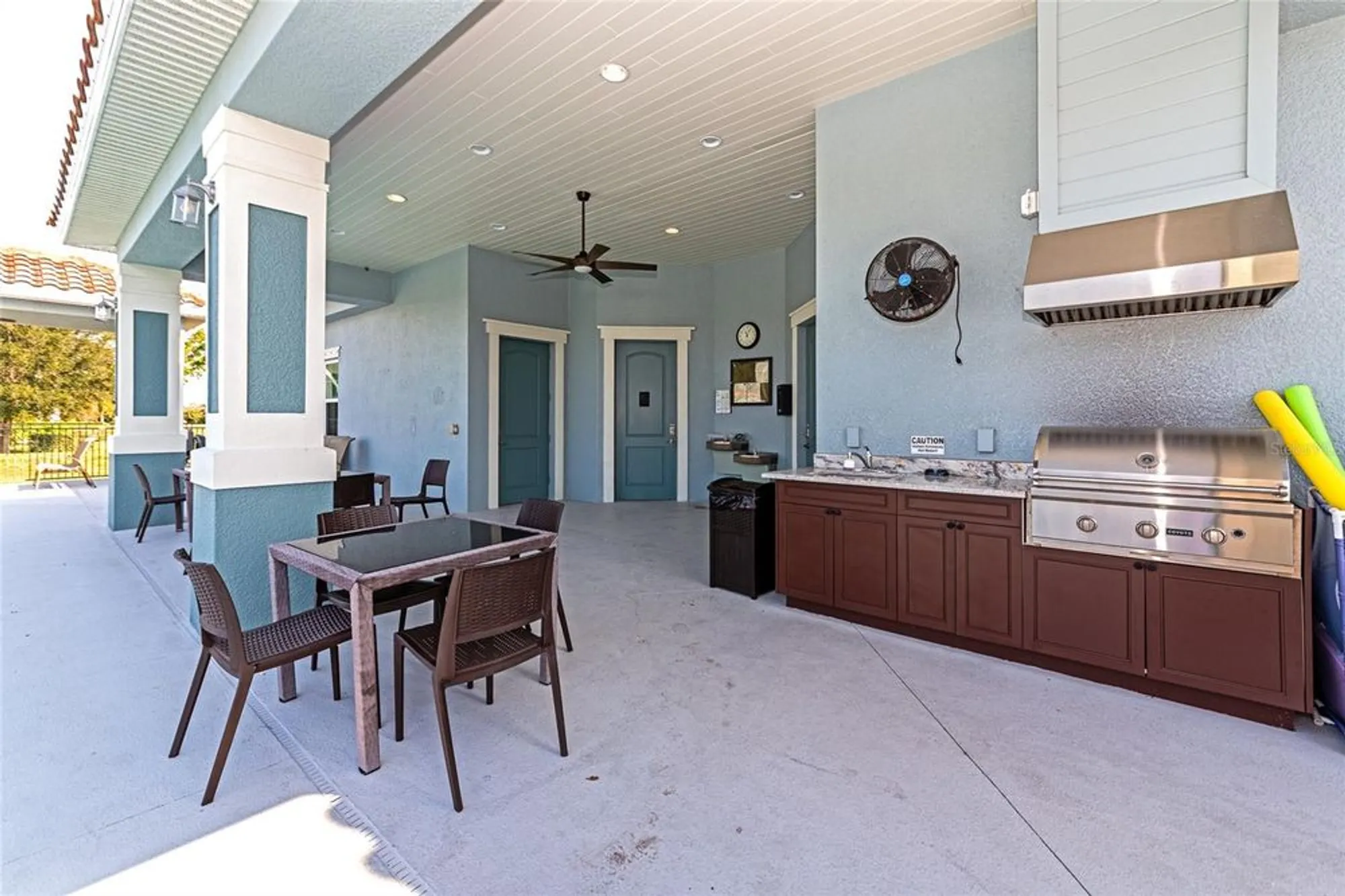 Property Slideshow image 40 of 43 | 6907 costa bella dr, Bradenton, FL, 34209