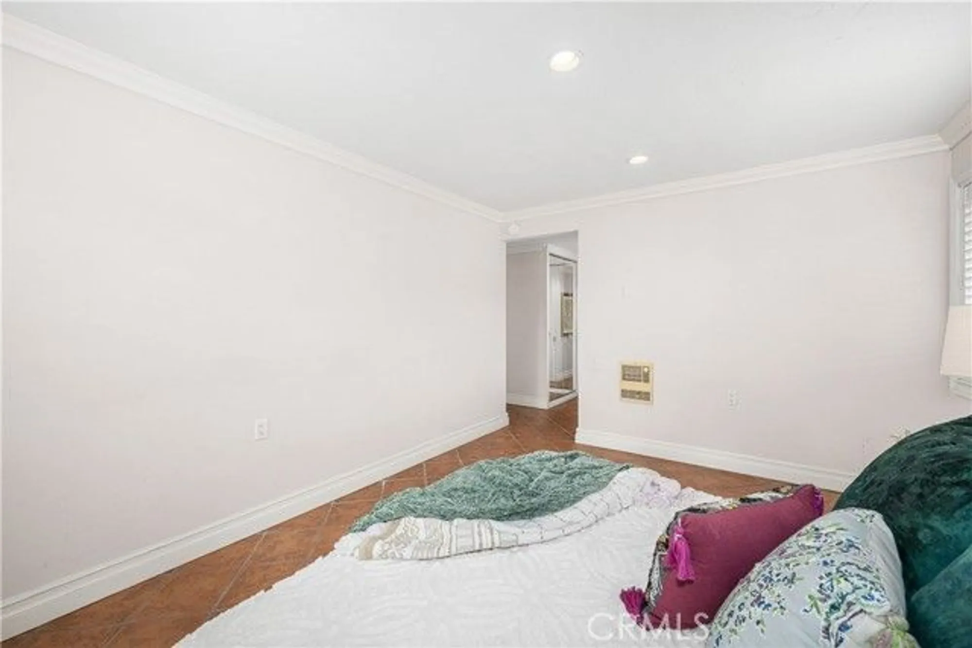 Property Slideshow image 39 of 43 | 1920 mckinney way apt 17a, Seal Beach, CA, 90740