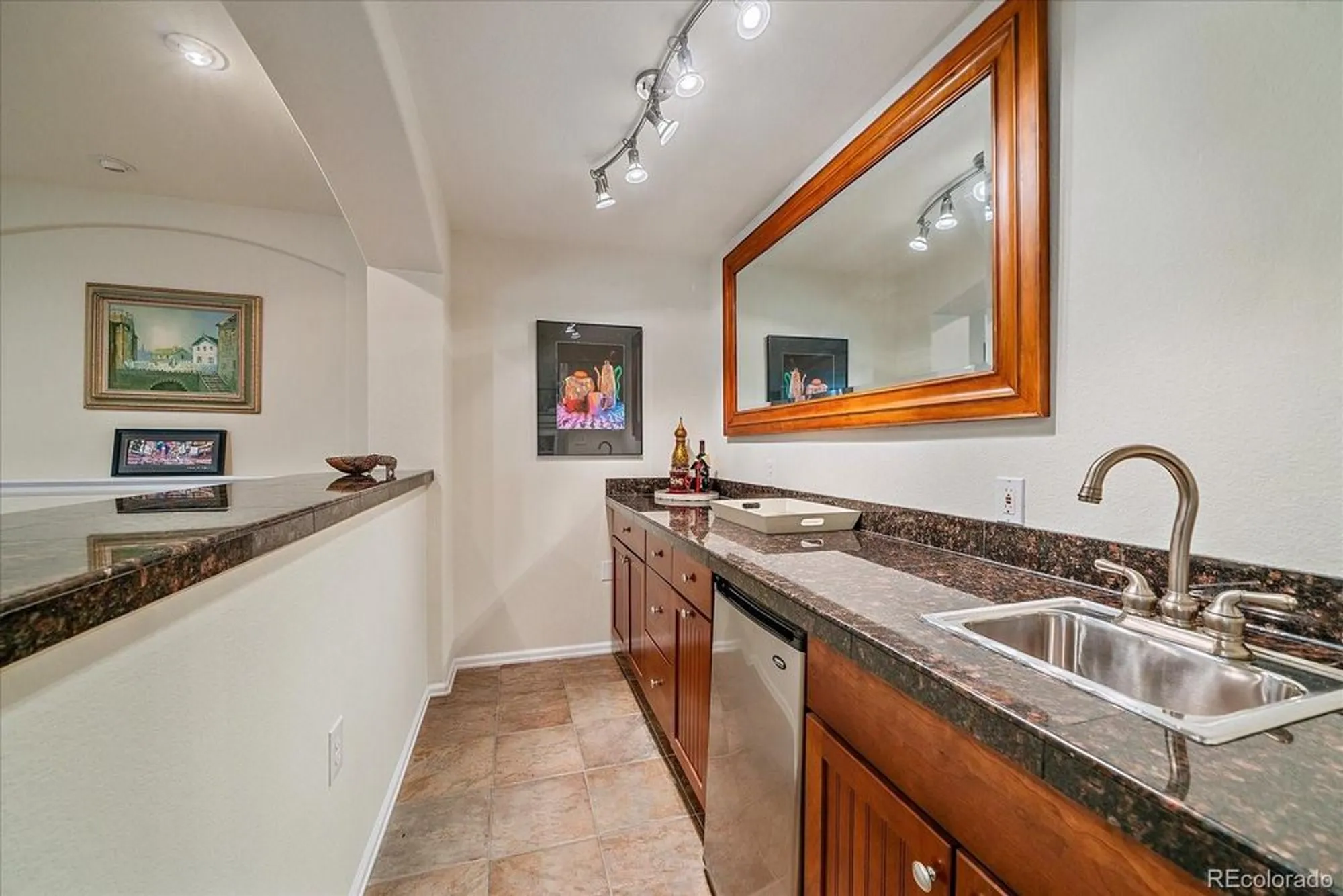 Property Slideshow image 33 of 47 | 8251 s quatar cir, Aurora, CO, 80016