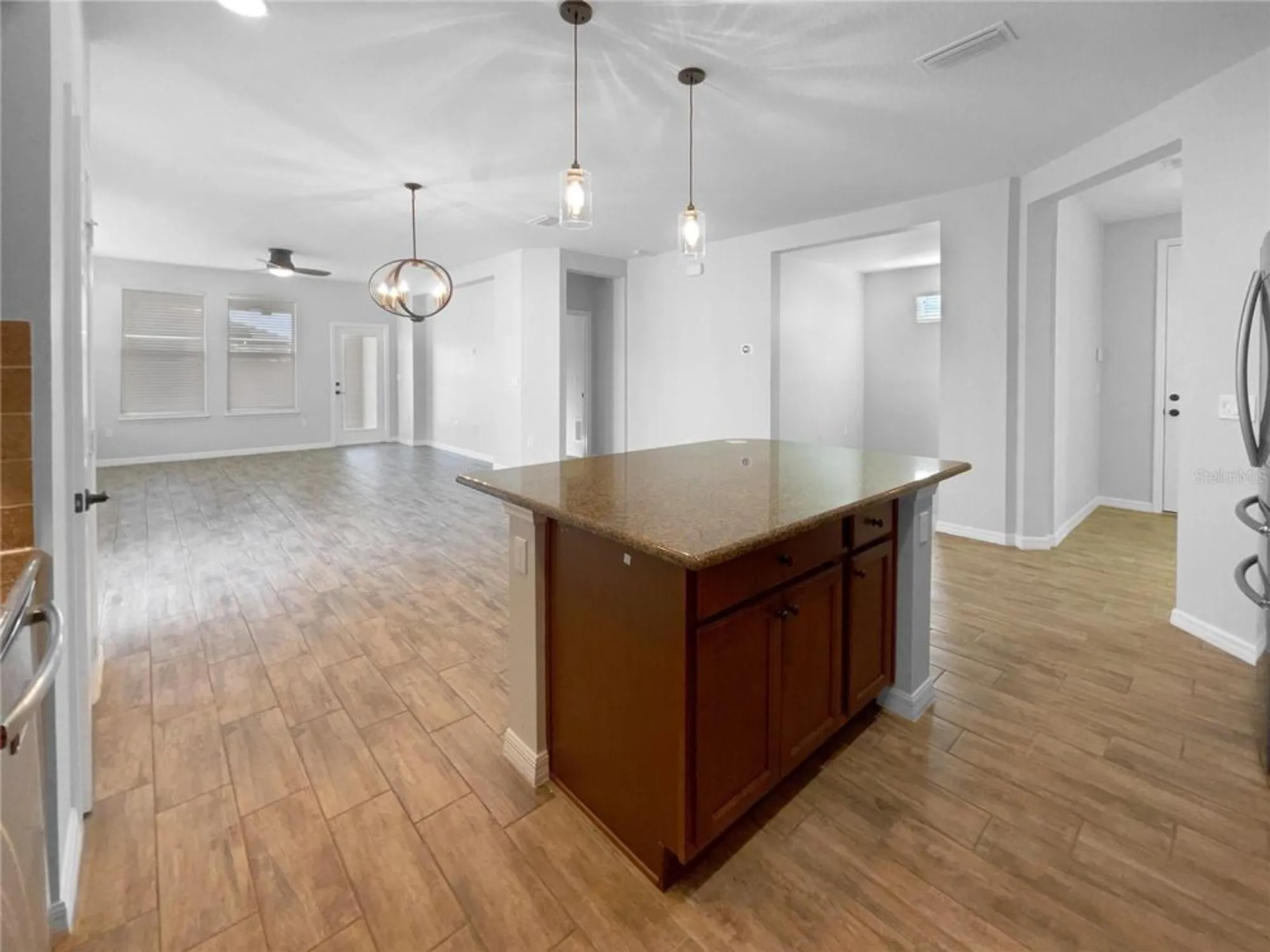 Property Slideshow image 11 of 22 | 363 alcove dr, Groveland, FL, 34736