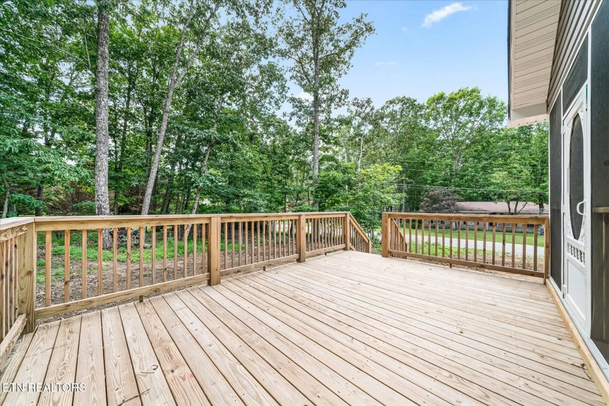 Property Slideshow image 34 of 43 | 145 lakeside dr, Crossville, TN, 38558