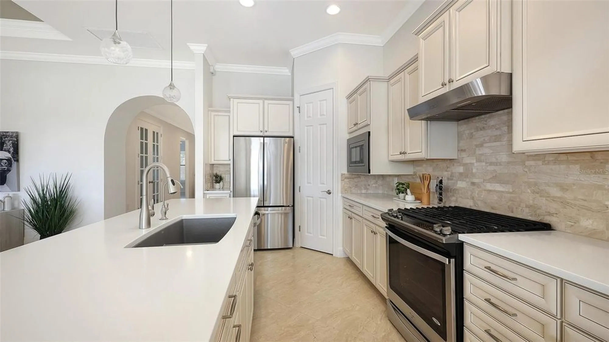 Property Slideshow image 23 of 46 | 5987 snowy egret dr, Sarasota, FL, 34238