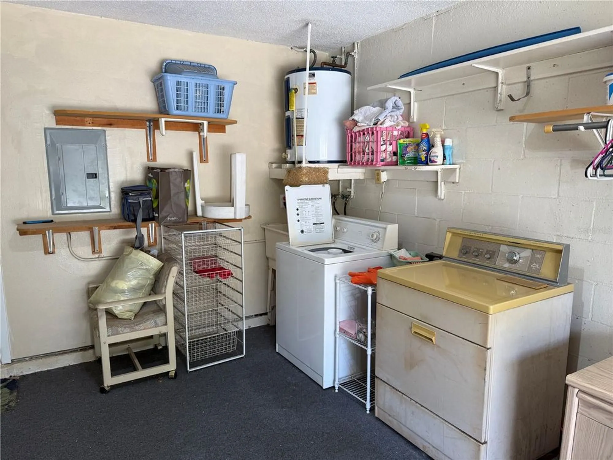 Property Slideshow image 27 of 42 | 8215 burgundy dr n # 8215, Pinellas Park, FL, 33781