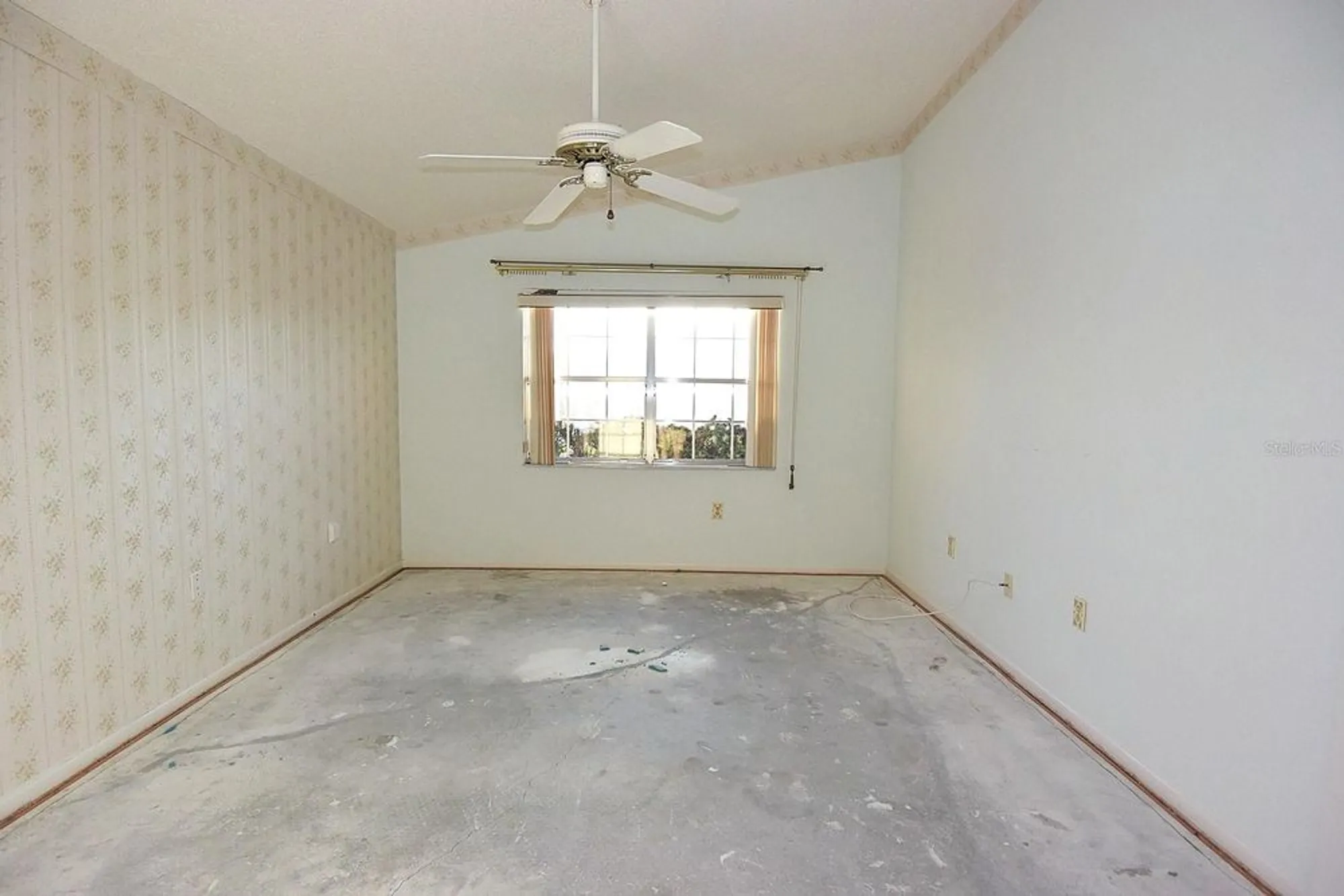 Property Slideshow image 19 of 30 | 4707 wallingford ct # 4707, New Port Richey, FL, 34655