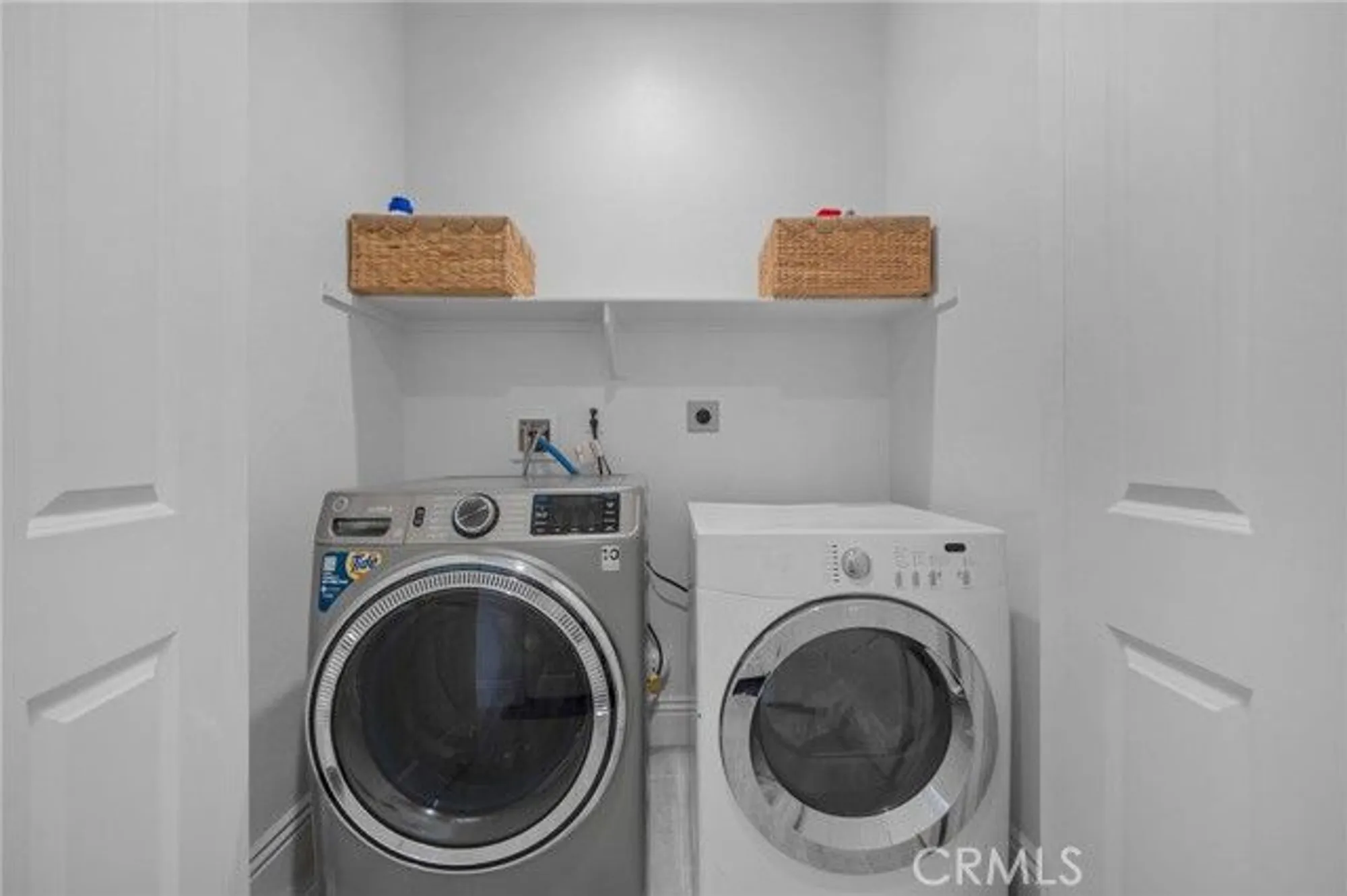 Property Slideshow image 26 of 39 | 24205 selwood dr, Corona, CA, 92883