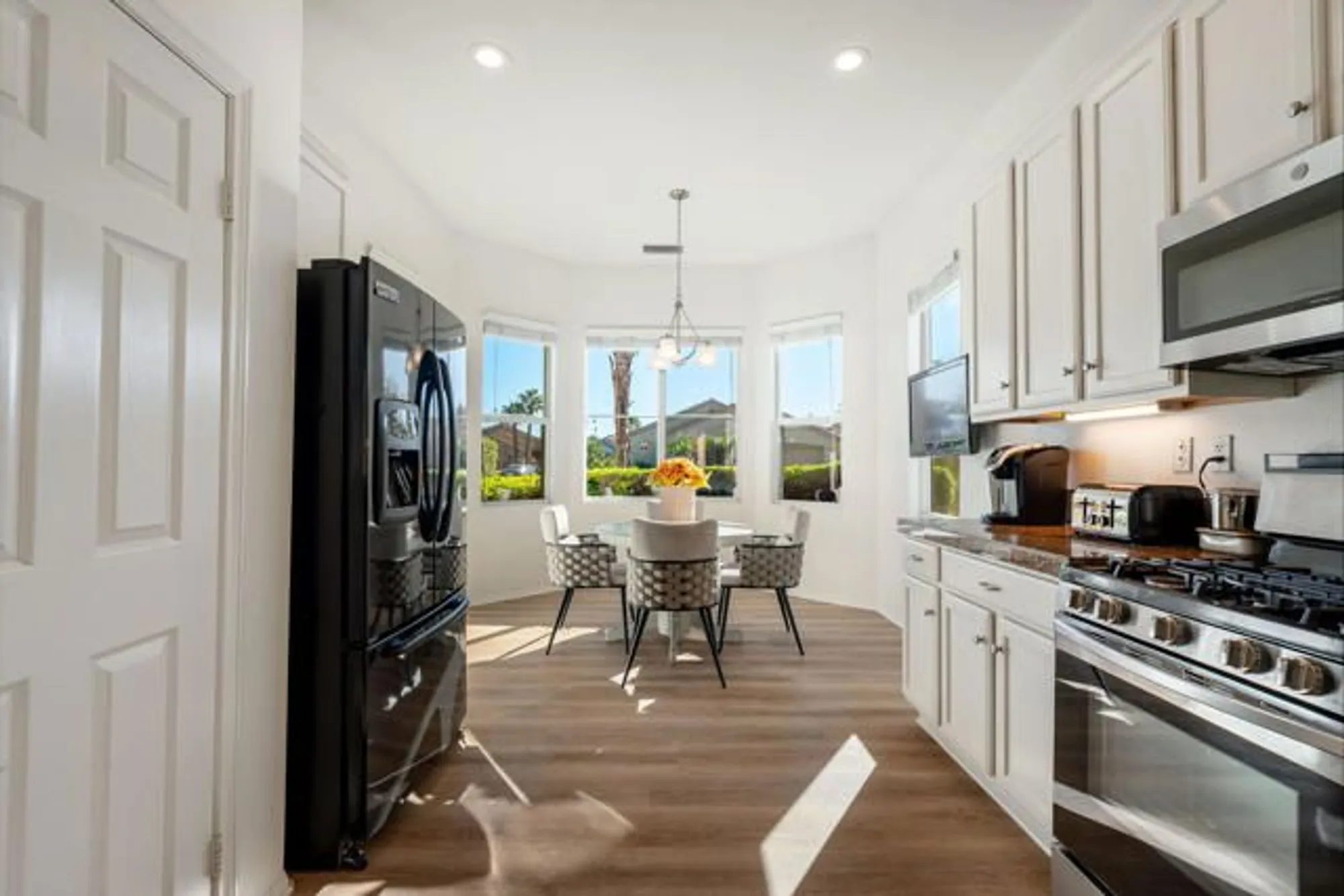 Property Slideshow image 12 of 42 | 44719 alexandria vale, Indio, CA, 92201