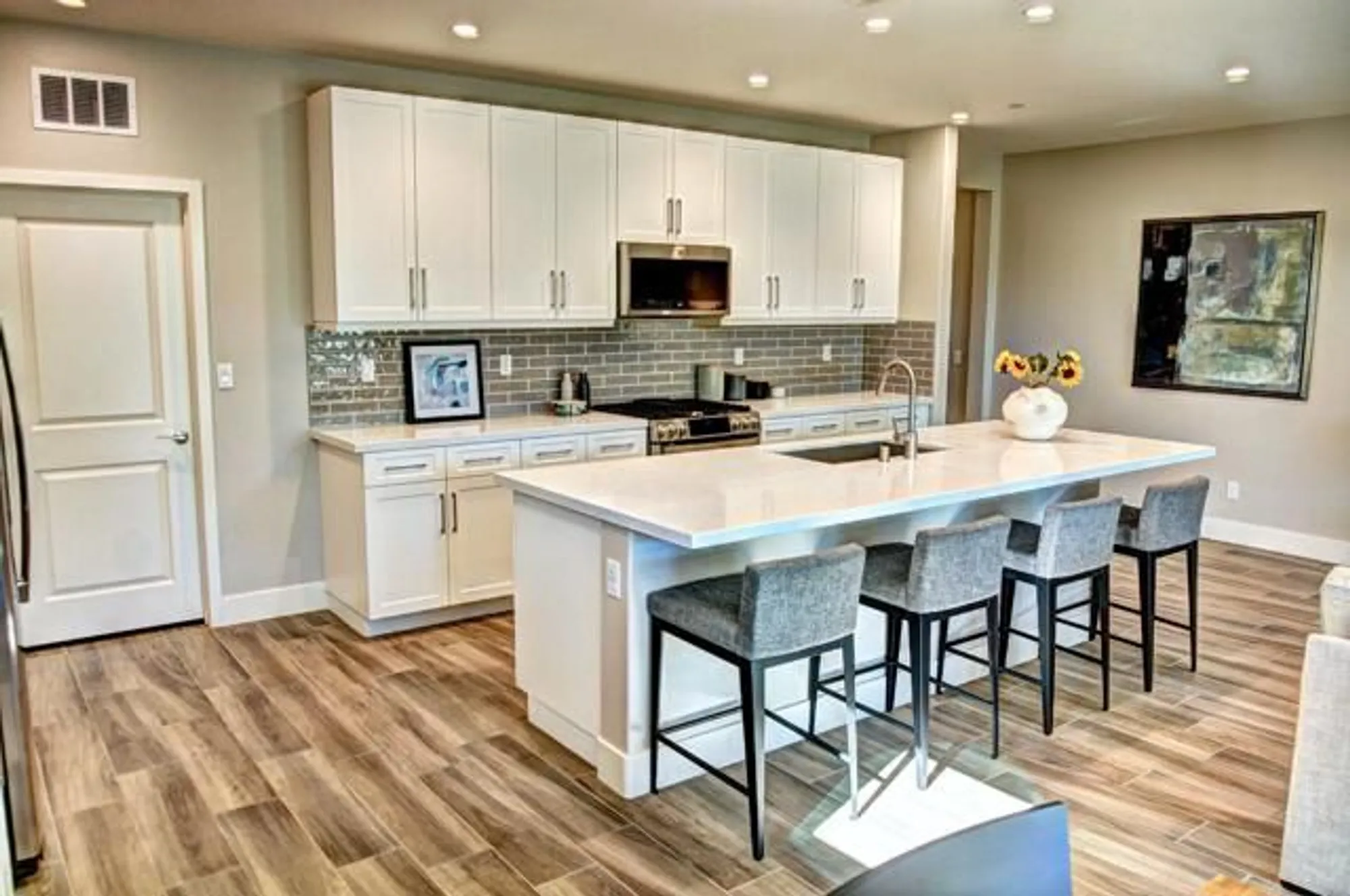 Property Slideshow image 13 of 51 | 50810 bee canyon dr, Indio, CA, 92201