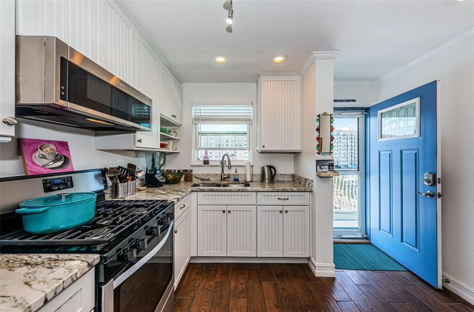 Property Slideshow image 13 of 99 | 5925 shore blvd 505, Gulfport, FL, 33707