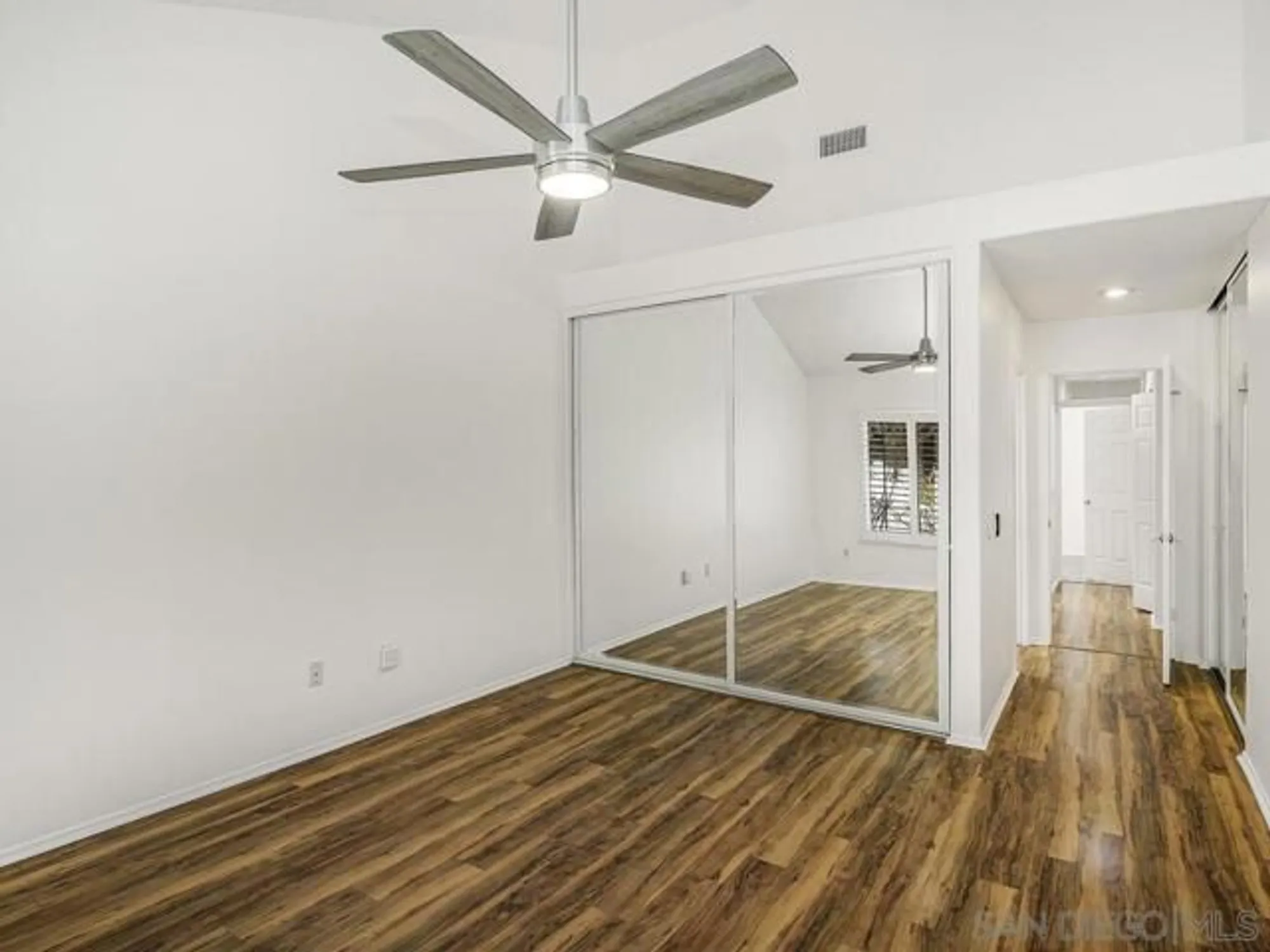 Property Slideshow image 20 of 32 | 4671 barcelona way, Oceanside, CA, 92056