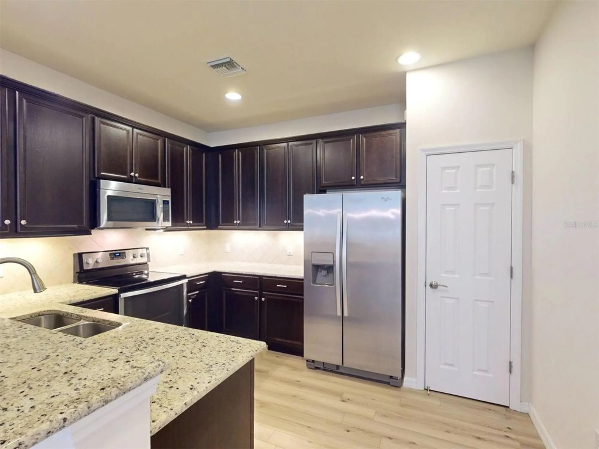 Property Slideshow image 17 of 85 | 2476 daisy dr, North Port, FL, 34289