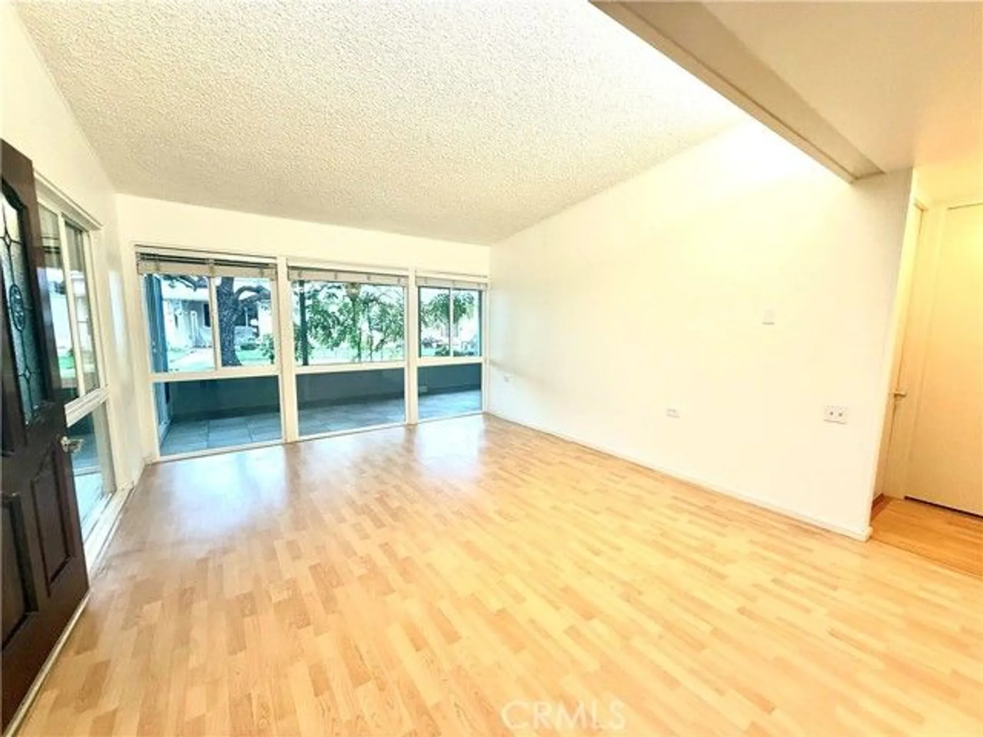 Property Slideshow image 5 of 26 | 13410 saint andrews dr apt 70e, Seal Beach, CA, 90740