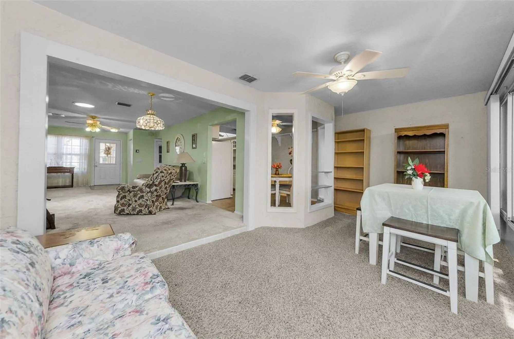 Property Slideshow image 30 of 41 | 11516 versailles ln, Port Richey, FL, 34668