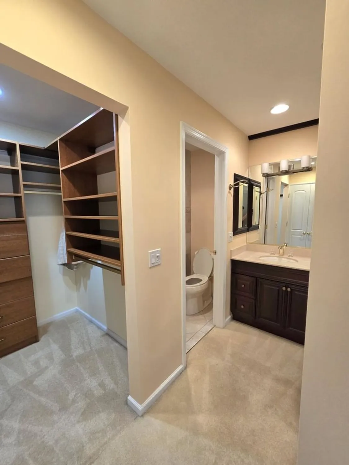 Property Slideshow image 22 of 43 | 603 thistle ln, Prospect Heights, IL, 60070