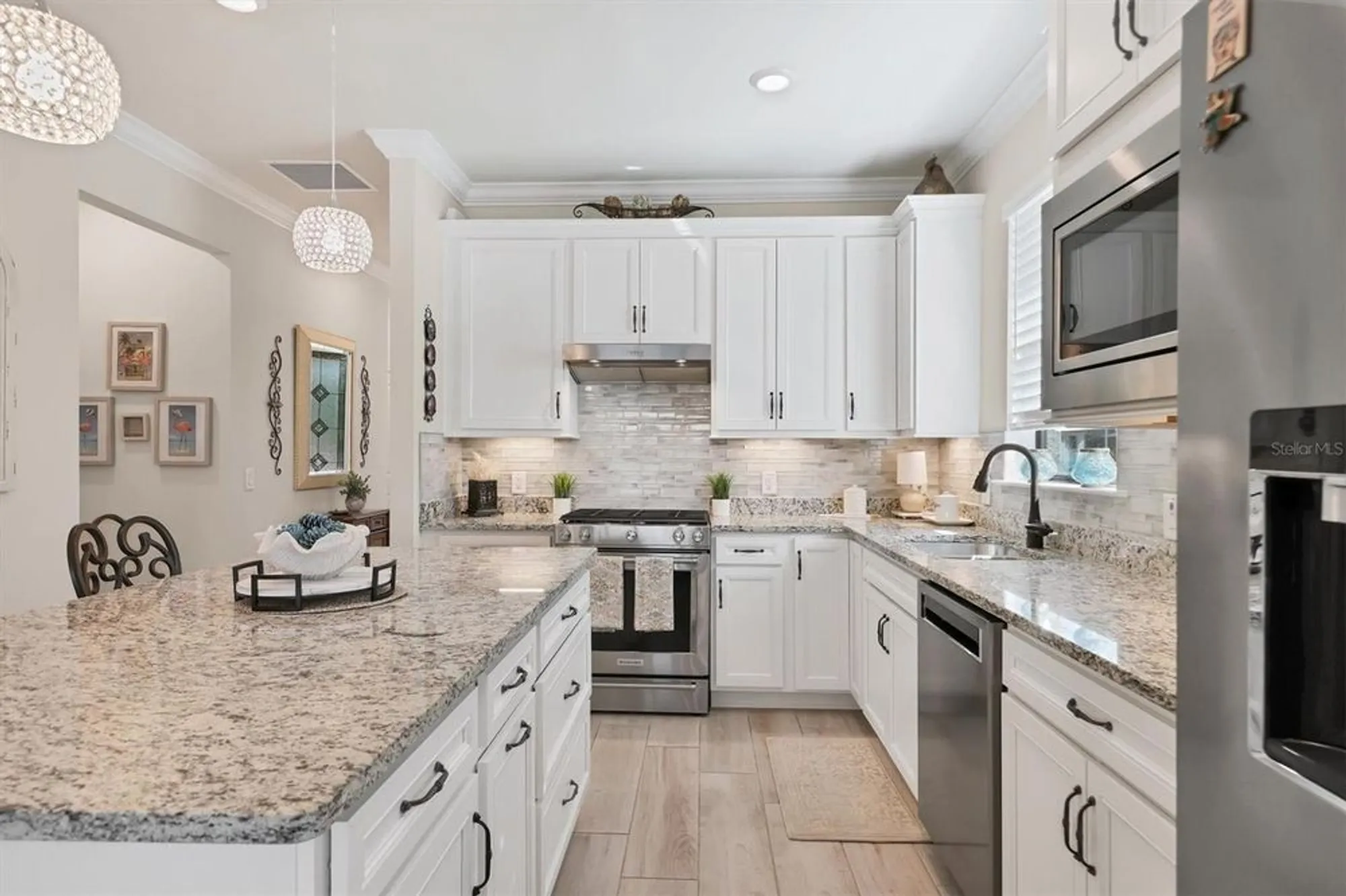 Property Slideshow image 9 of 78 | 6918 hanover ct, Lakewood Ranch, FL, 34202