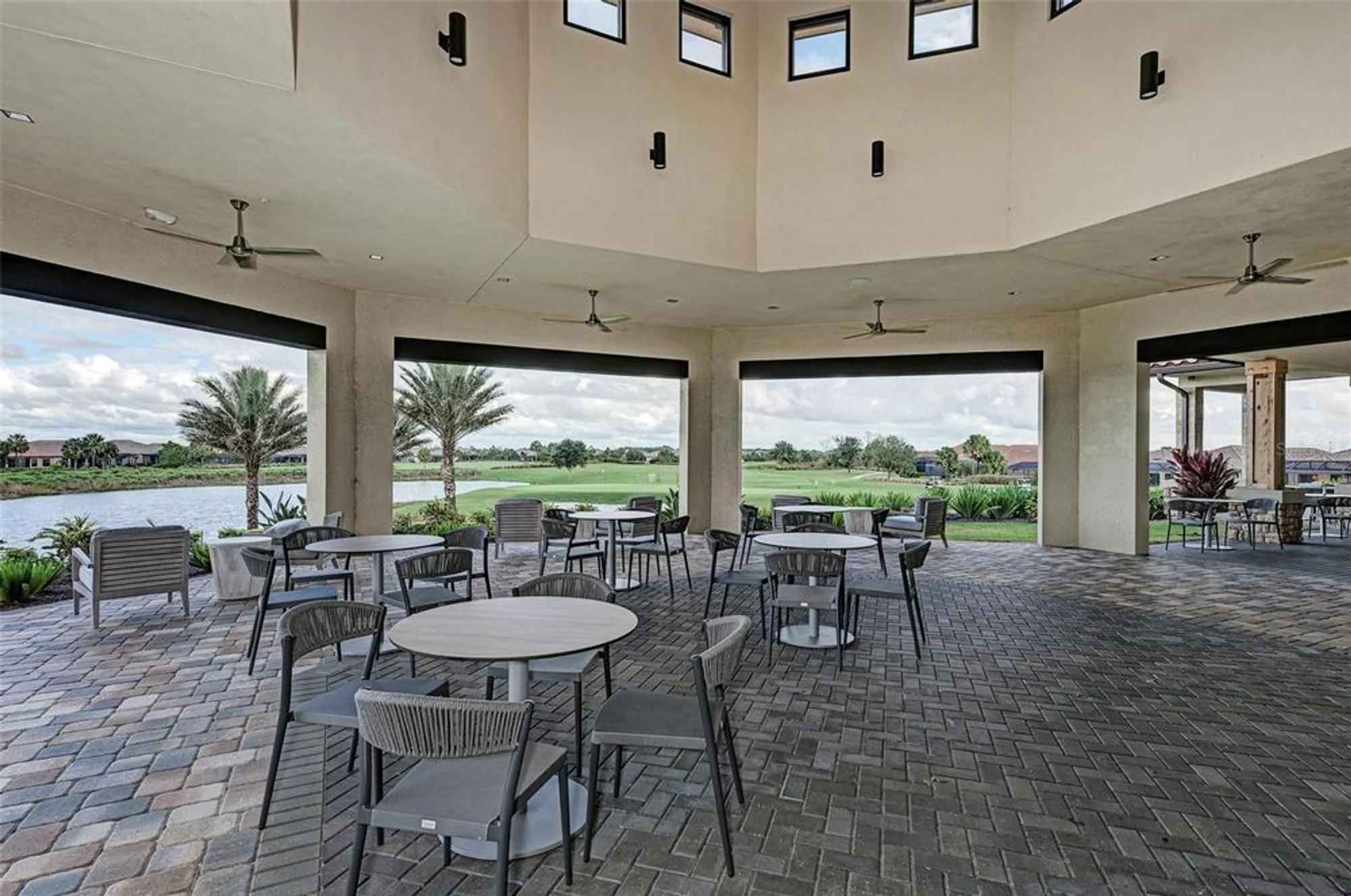 Property Slideshow image 74 of 86 | 5016 savona run, Bradenton, FL, 34211