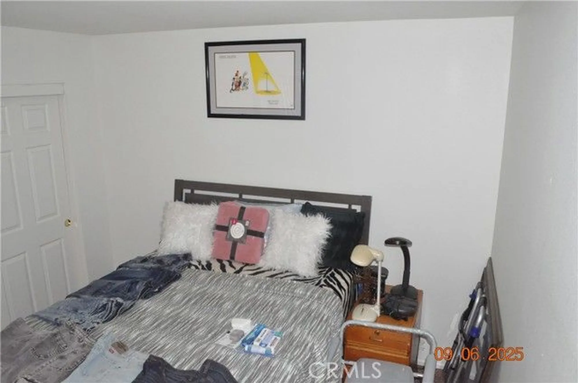 Property Slideshow image 9 of 20 | 11584 oak st, Apple Valley, CA, 92308