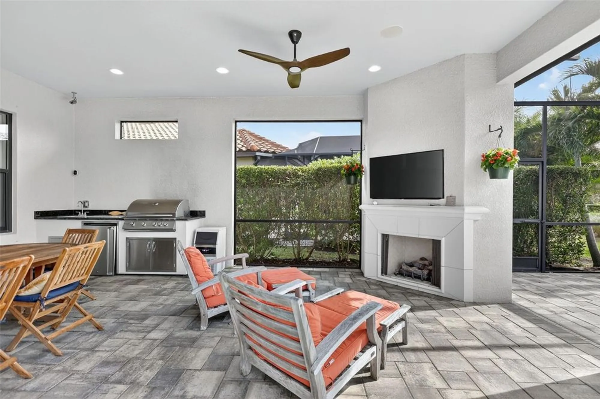 Property Slideshow image 39 of 87 | 13208 sorrento way, Bradenton, FL, 34211