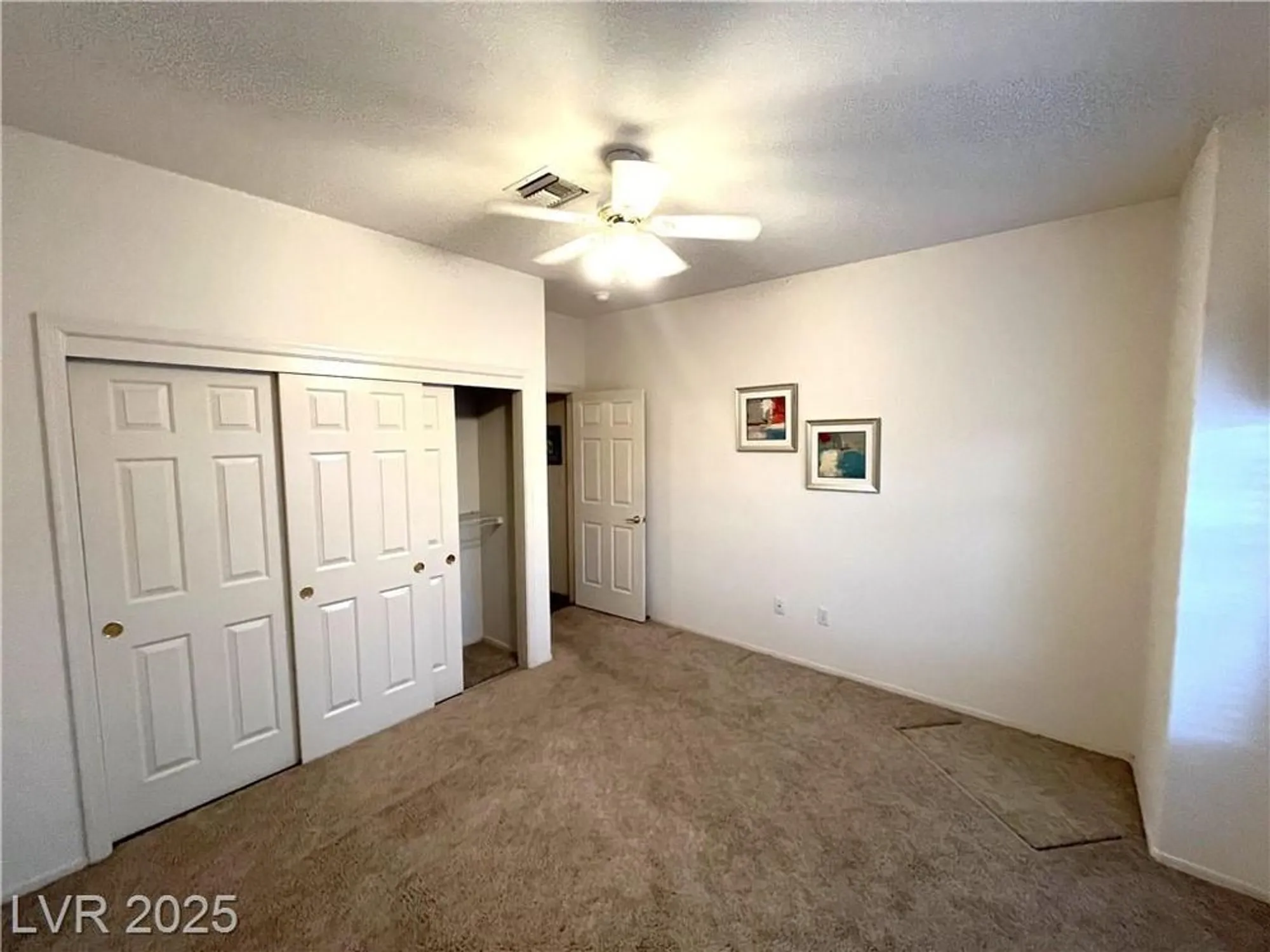 Property Slideshow image 18 of 37 | 10717 grand cypress ave, Las Vegas, NV, 89134