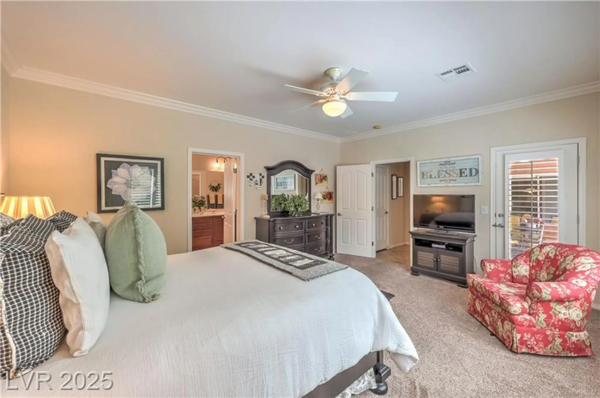 Property Slideshow image 25 of 39 | 2225 blackburn hills ave, Henderson, NV, 89044