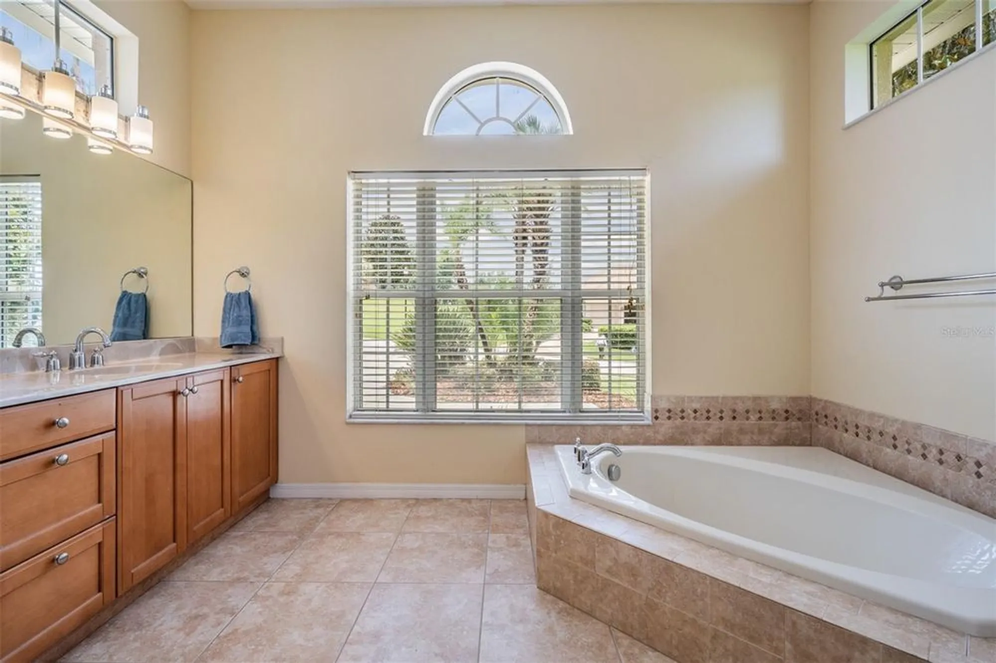 Property Slideshow image 22 of 50 | 13816 thoroughbred dr, Dade City, FL, 33525