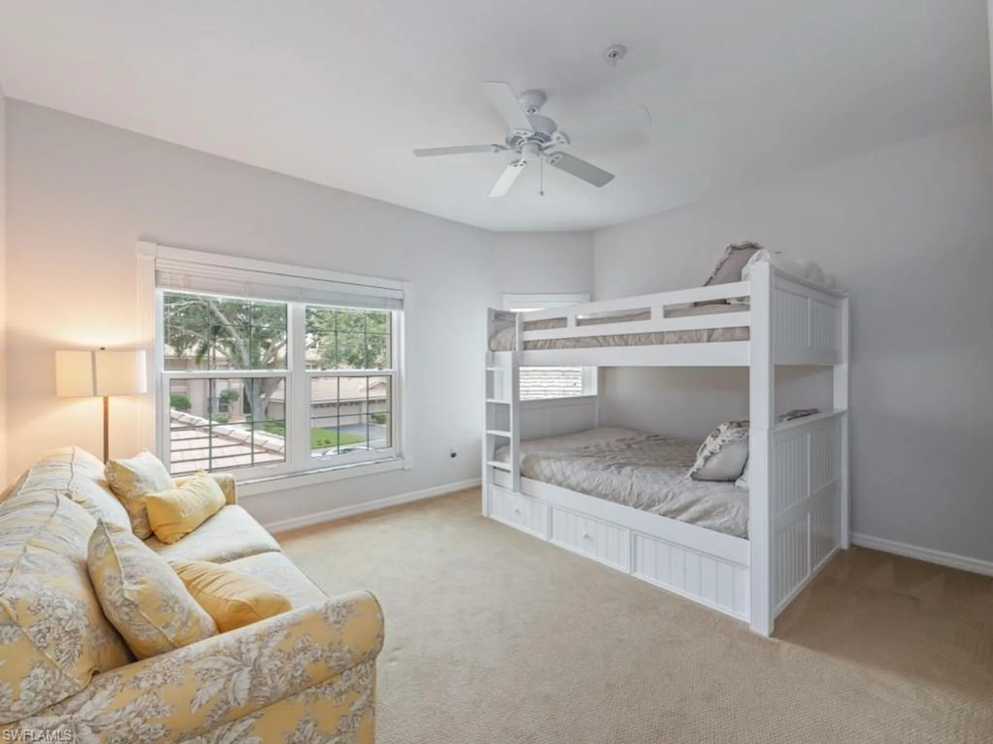 Property Slideshow image 15 of 35 | 26270 devonshire ct 202, Bonita Springs, FL, 34134