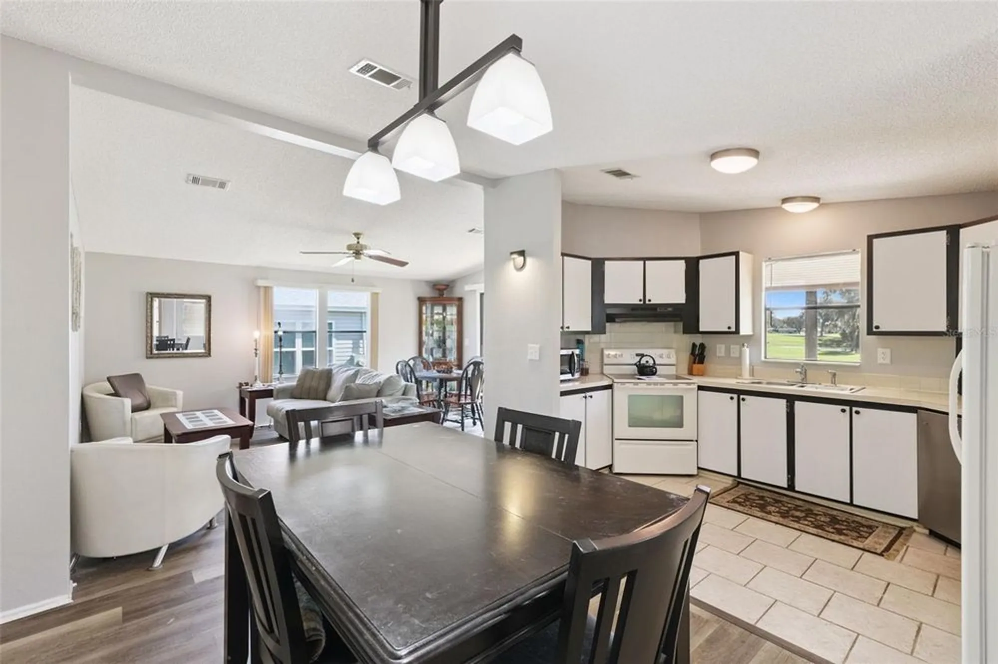 Property Slideshow image 8 of 27 | 726 orchid st, Lady Lake, FL, 32159