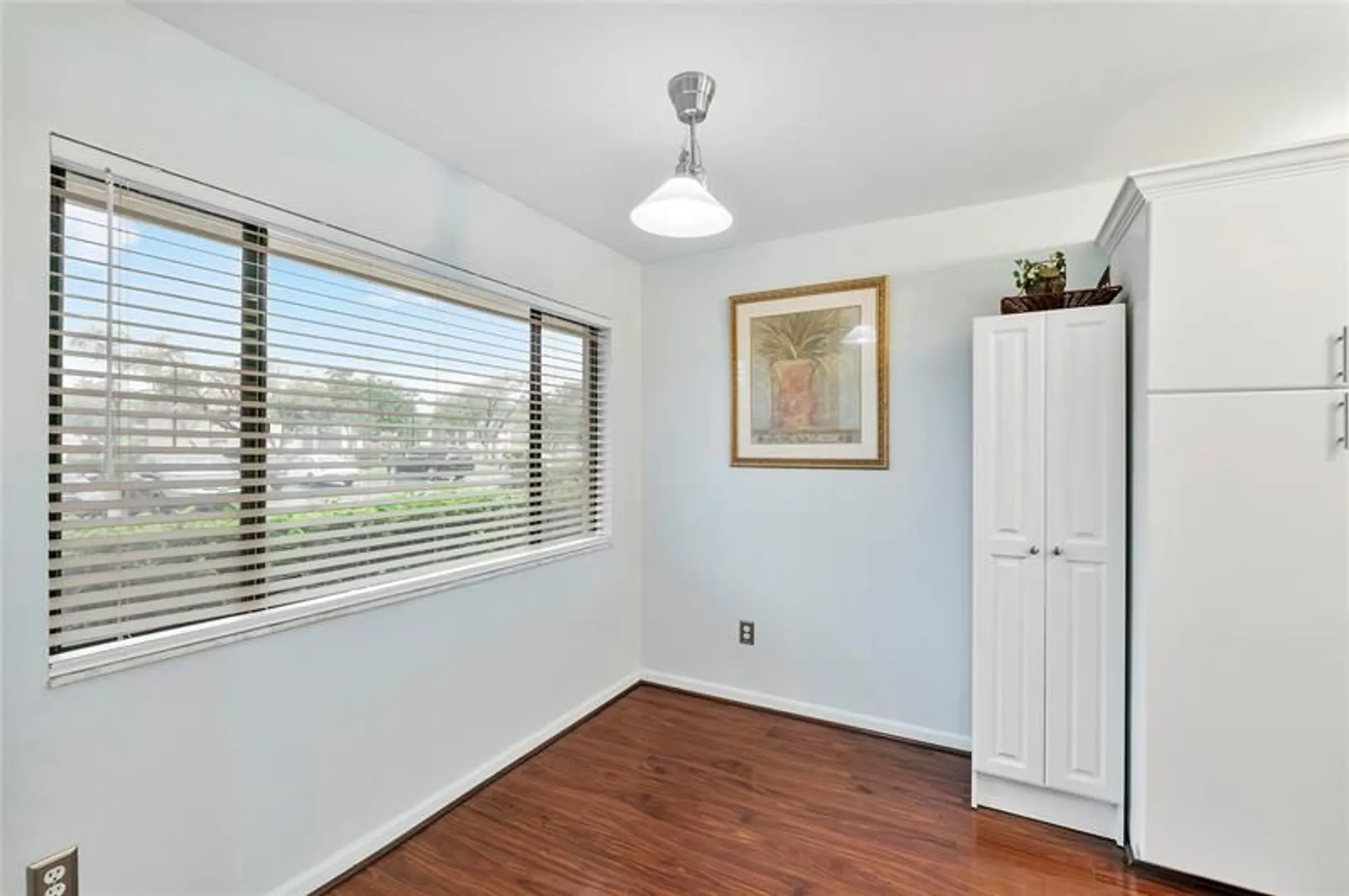 Property Slideshow image 9 of 21 | 9635 n belfort cir 109, Tamarac, FL, 33321