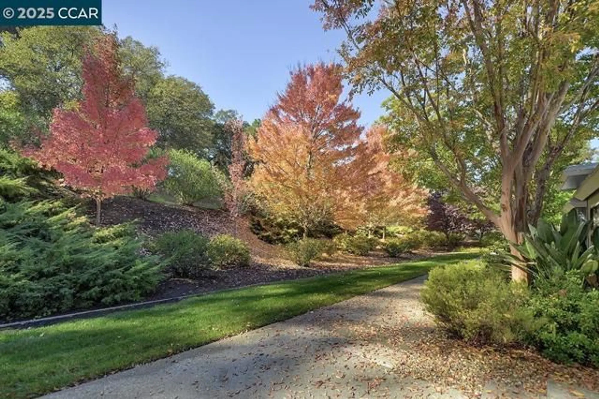 Property Slideshow image 28 of 45 | 1137 stanley dollar dr 5, Walnut Creek, CA, 94595